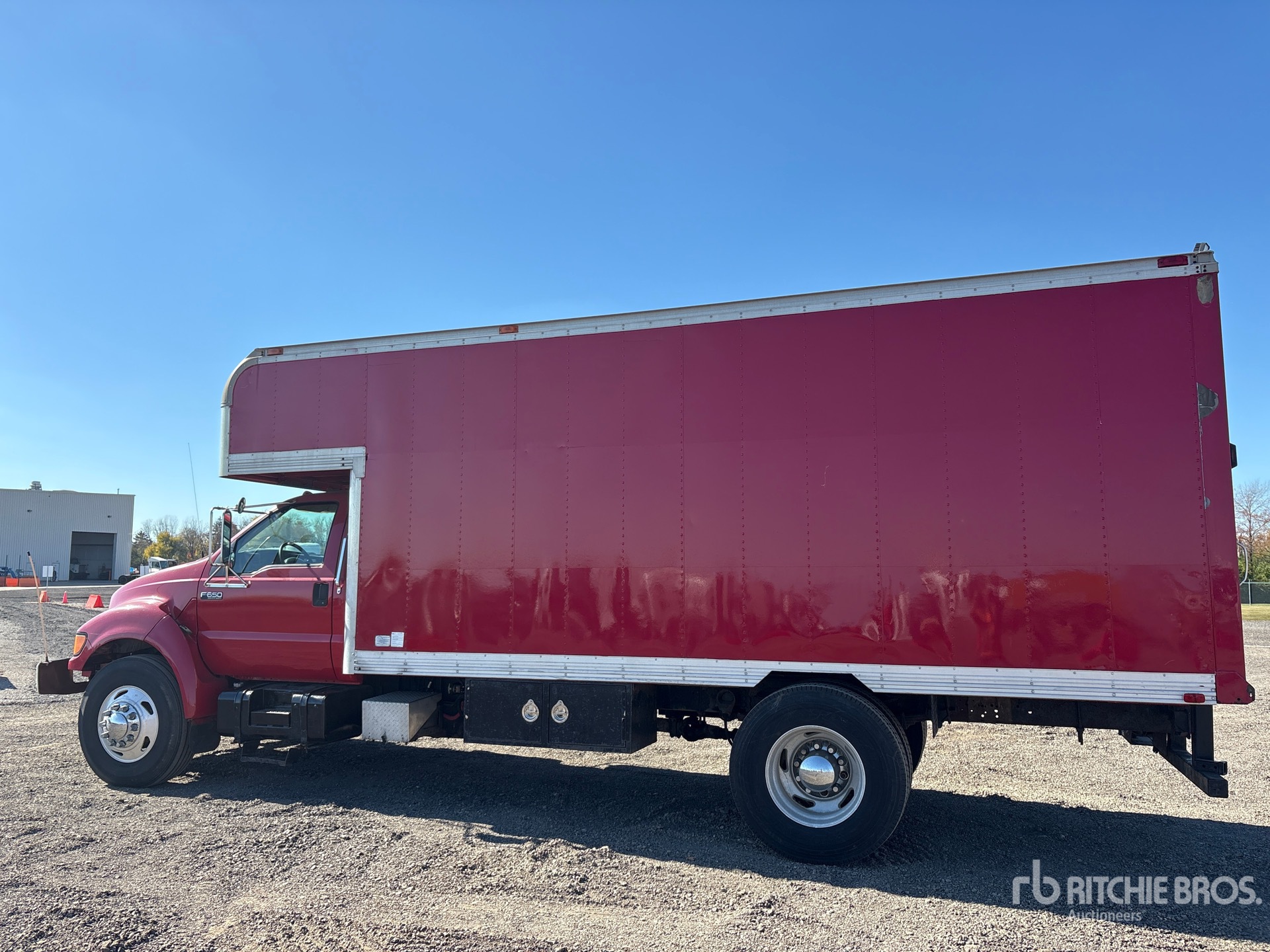 2000 Ford F-650