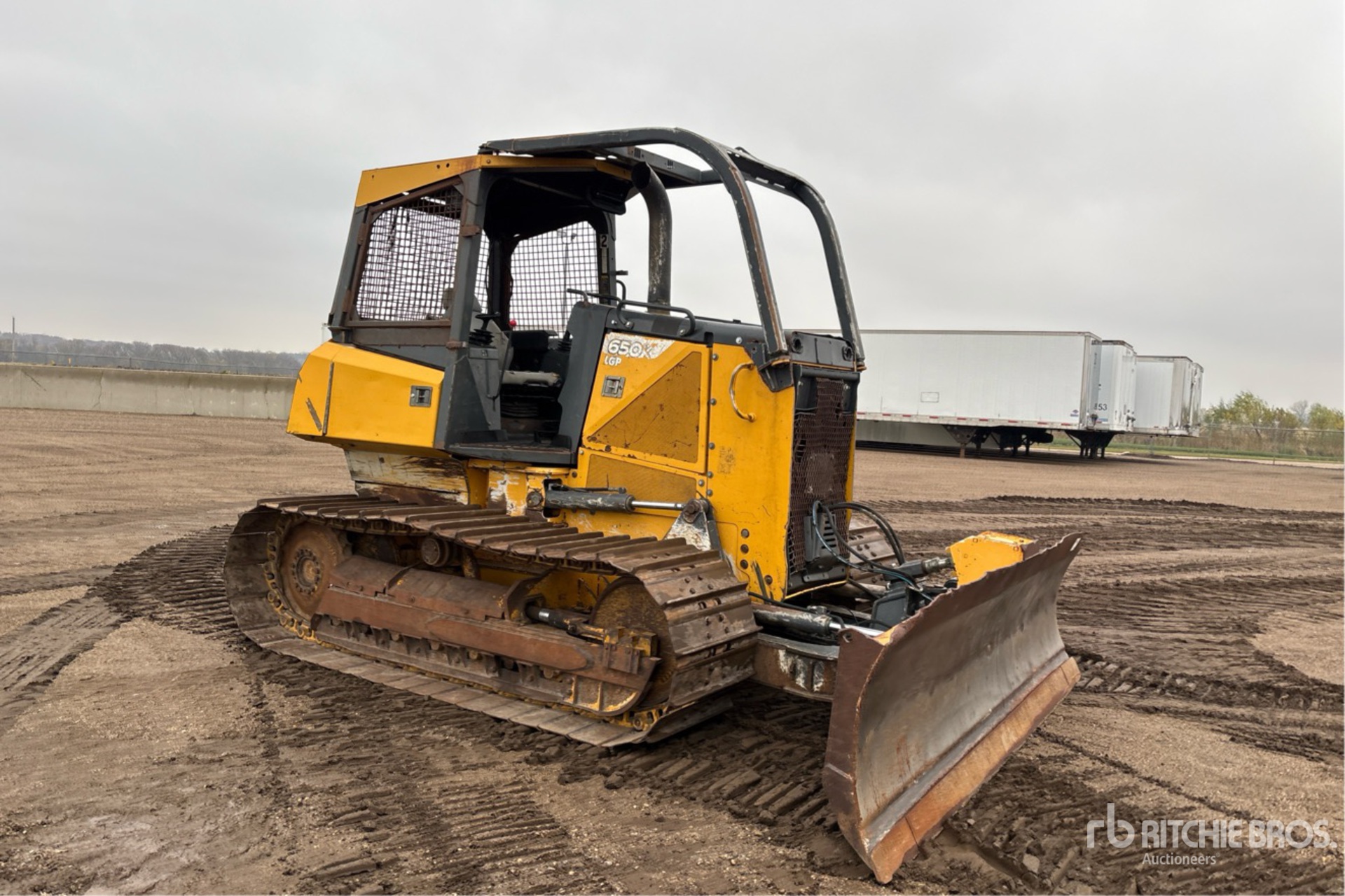 2013 John Deere 650KLGP