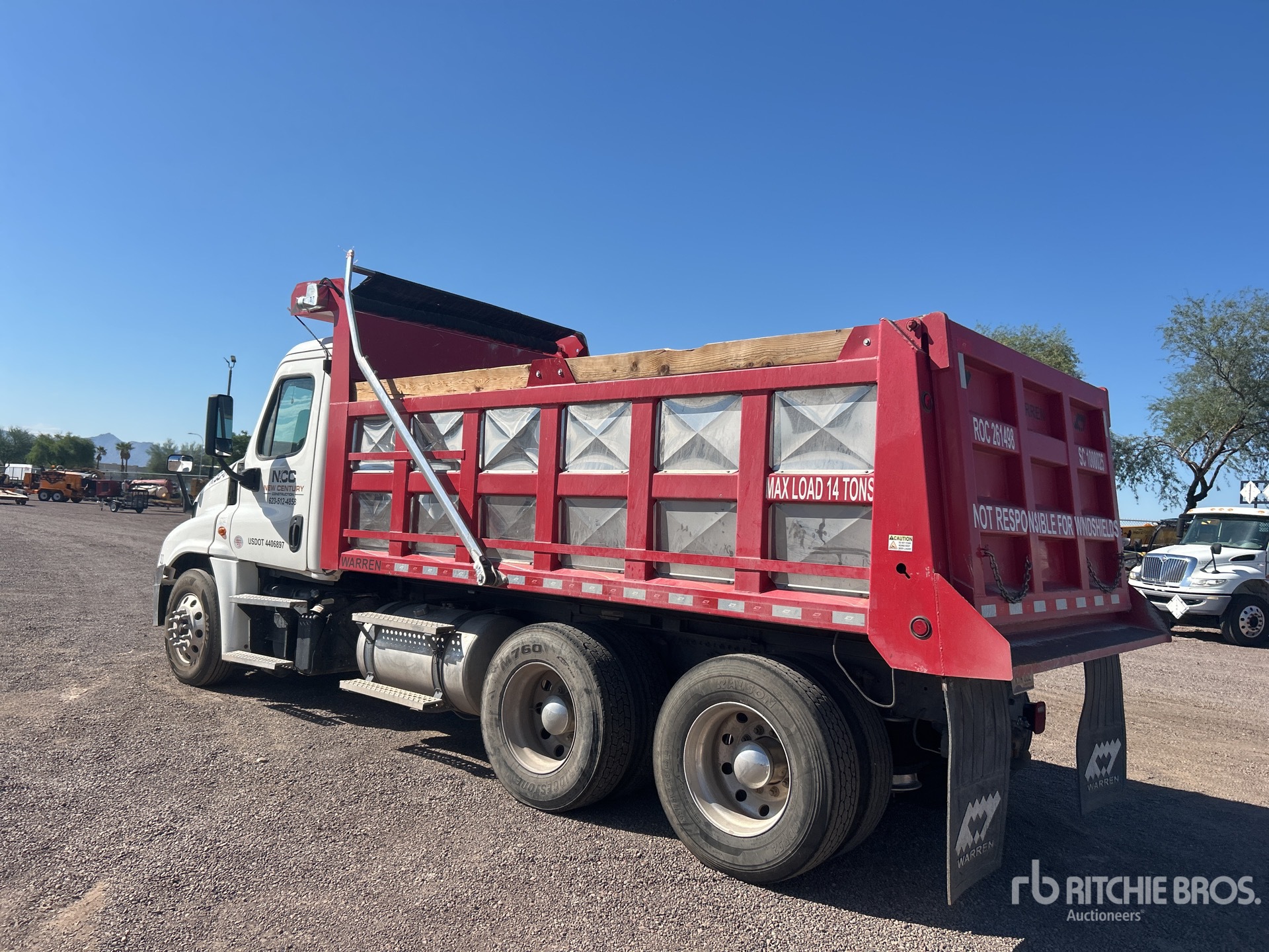 2020 Freightliner CASCADIA 125