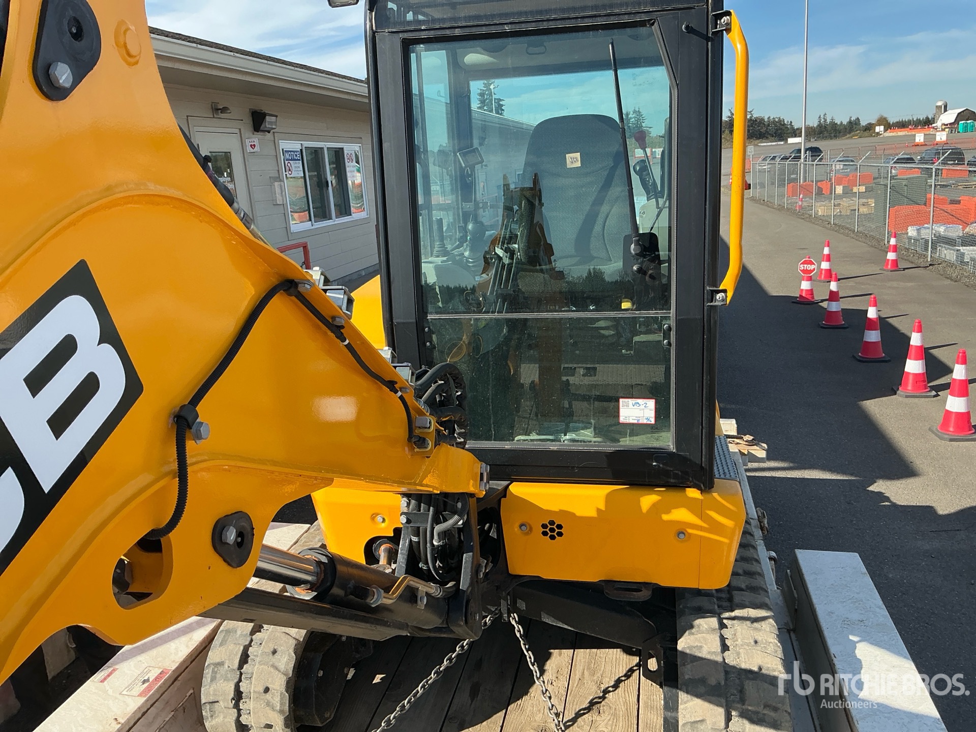 2022 JCB 35Z-1