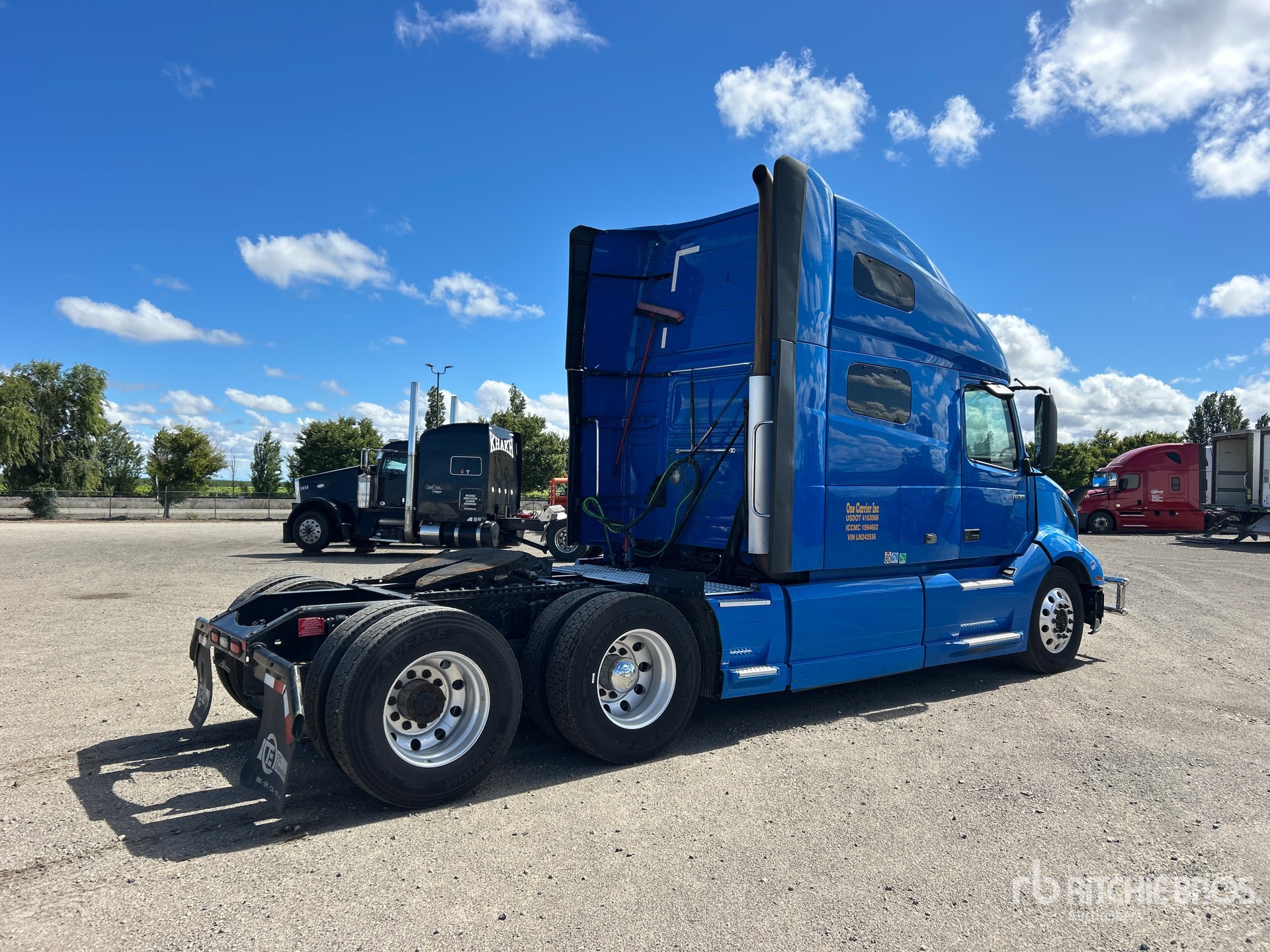 2020 Volvo VNL760