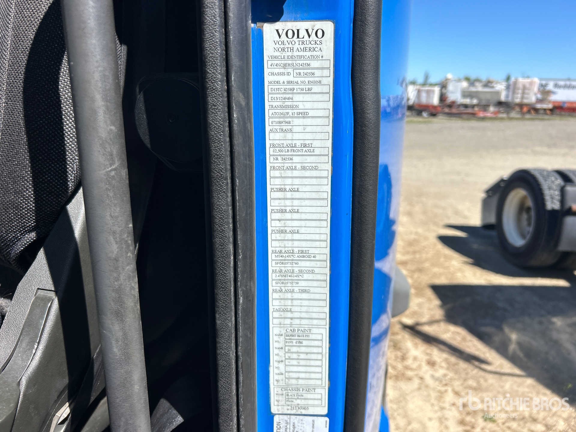 2020 Volvo VNL760