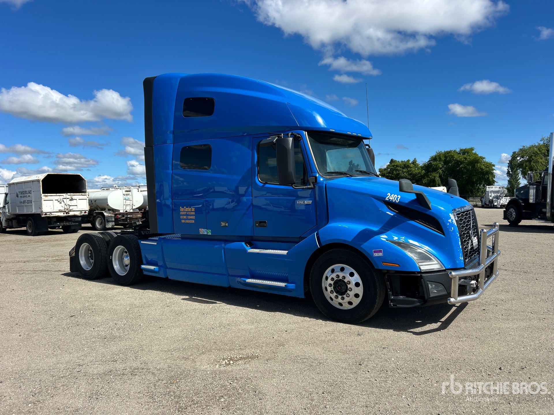 2020 Volvo VNL760