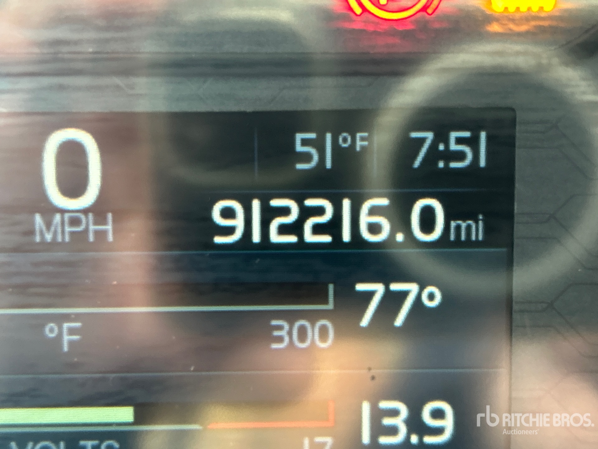 2020 Volvo VNL760