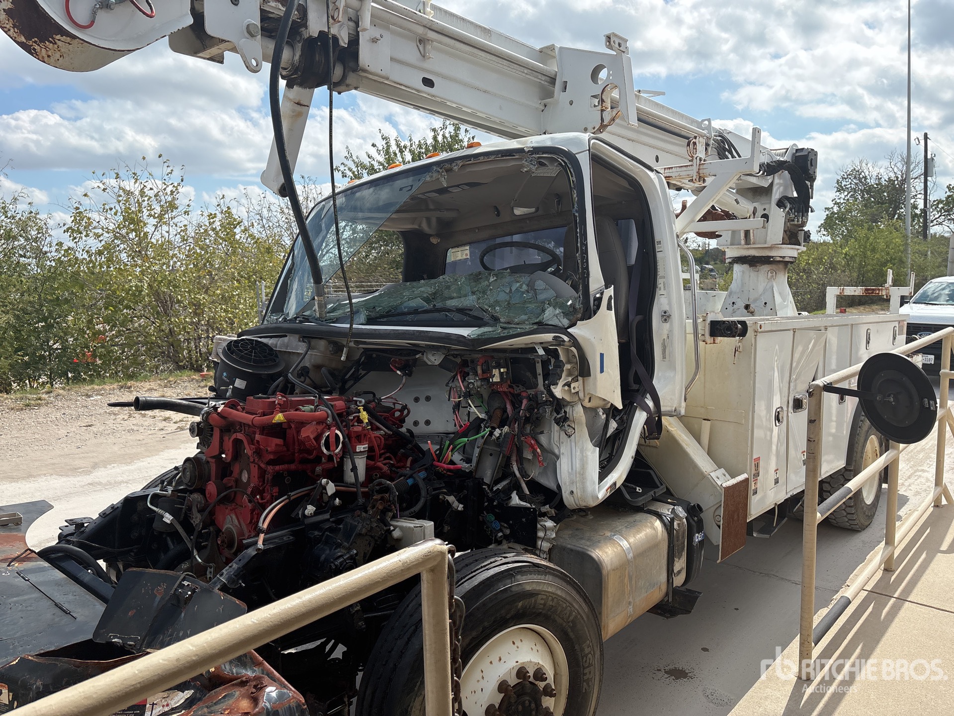 2018 Freightliner M2106