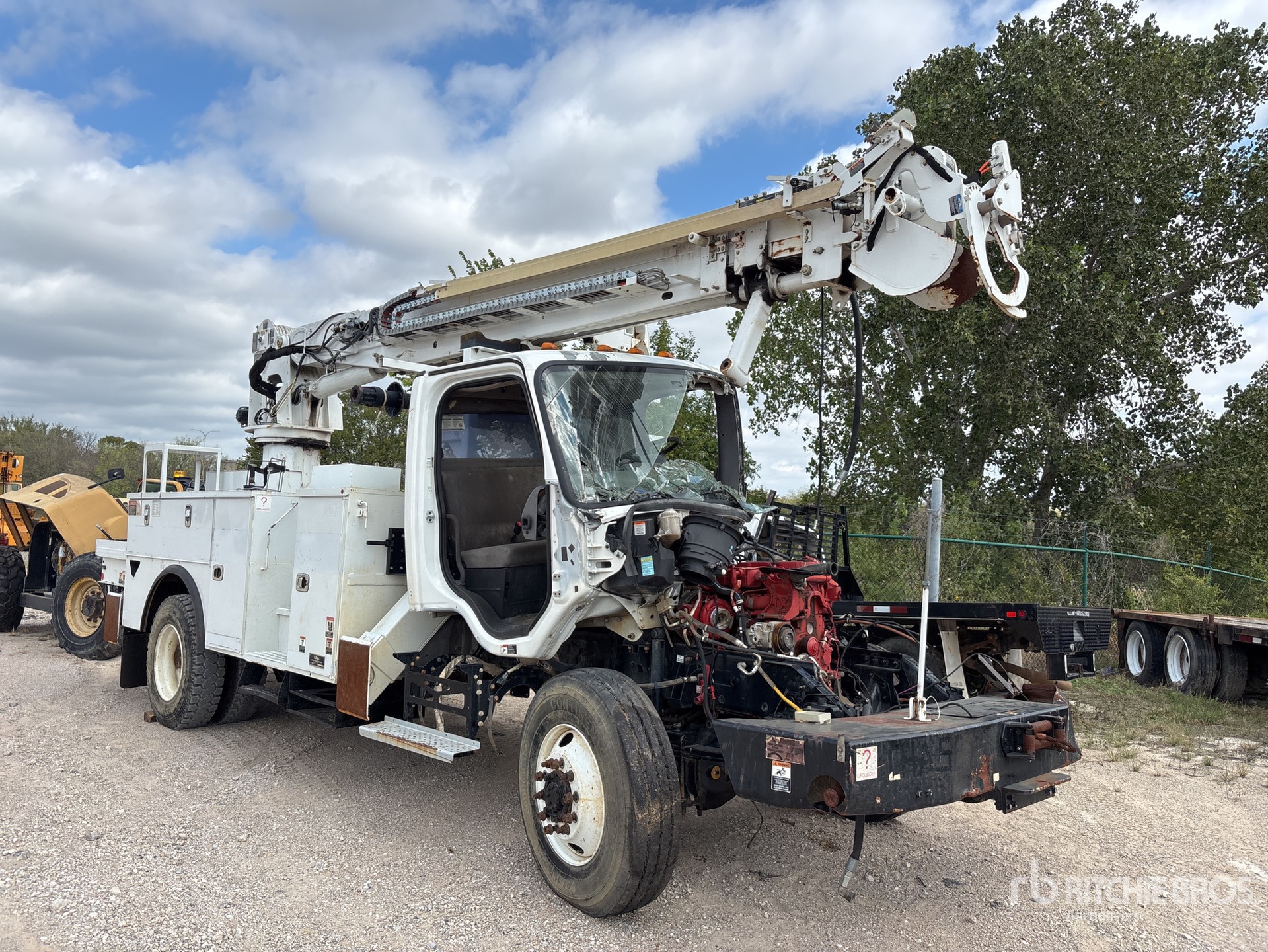 2018 Freightliner M2106