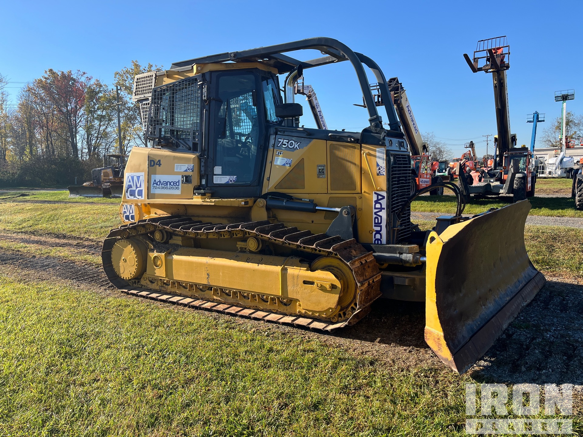 2013 John Deere 750K XLT