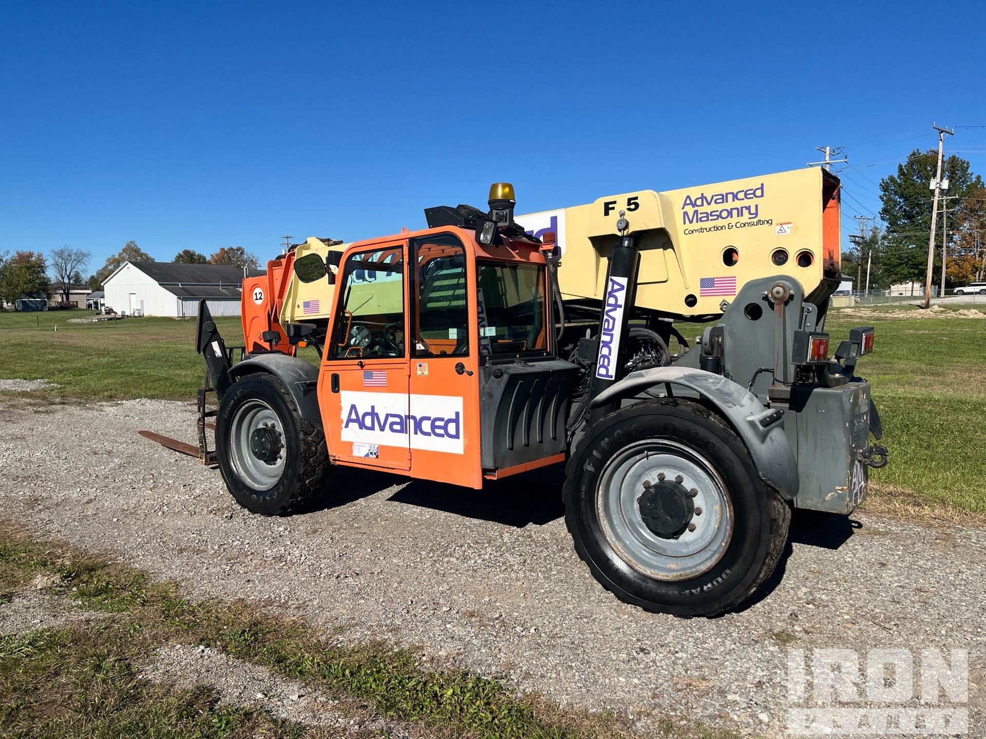 2011 JLG G12-55A