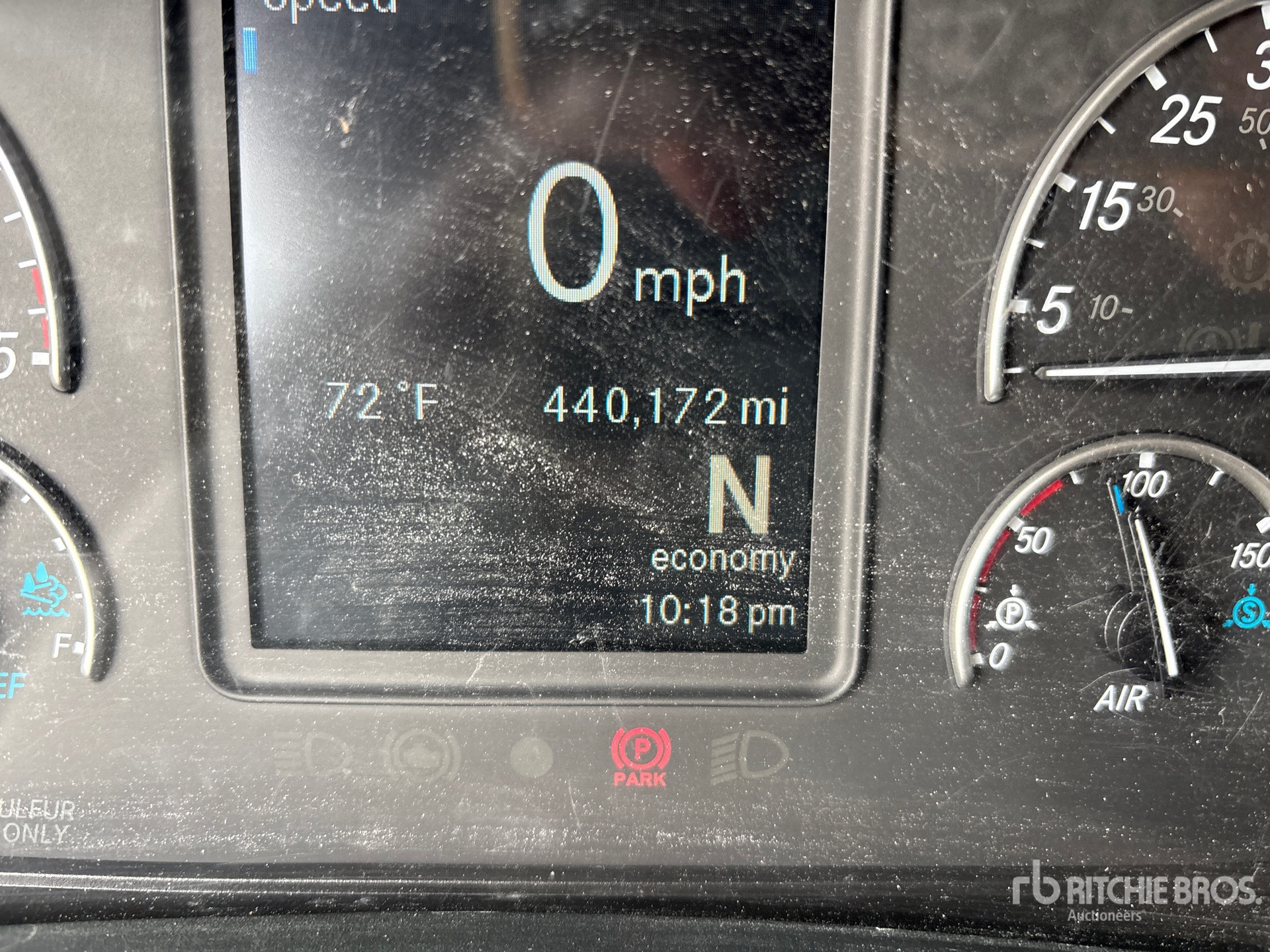 2022 Freightliner CASCADIA 126