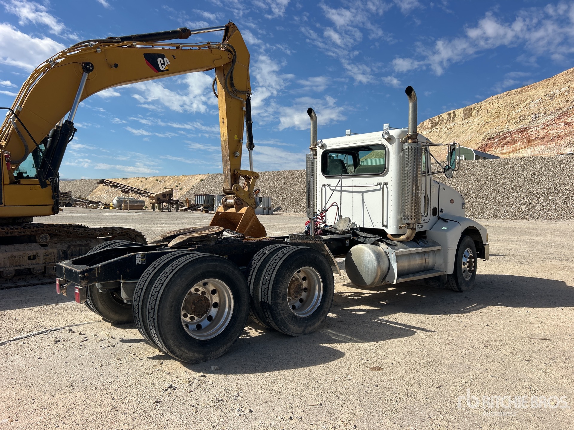 2004 Peterbilt 385