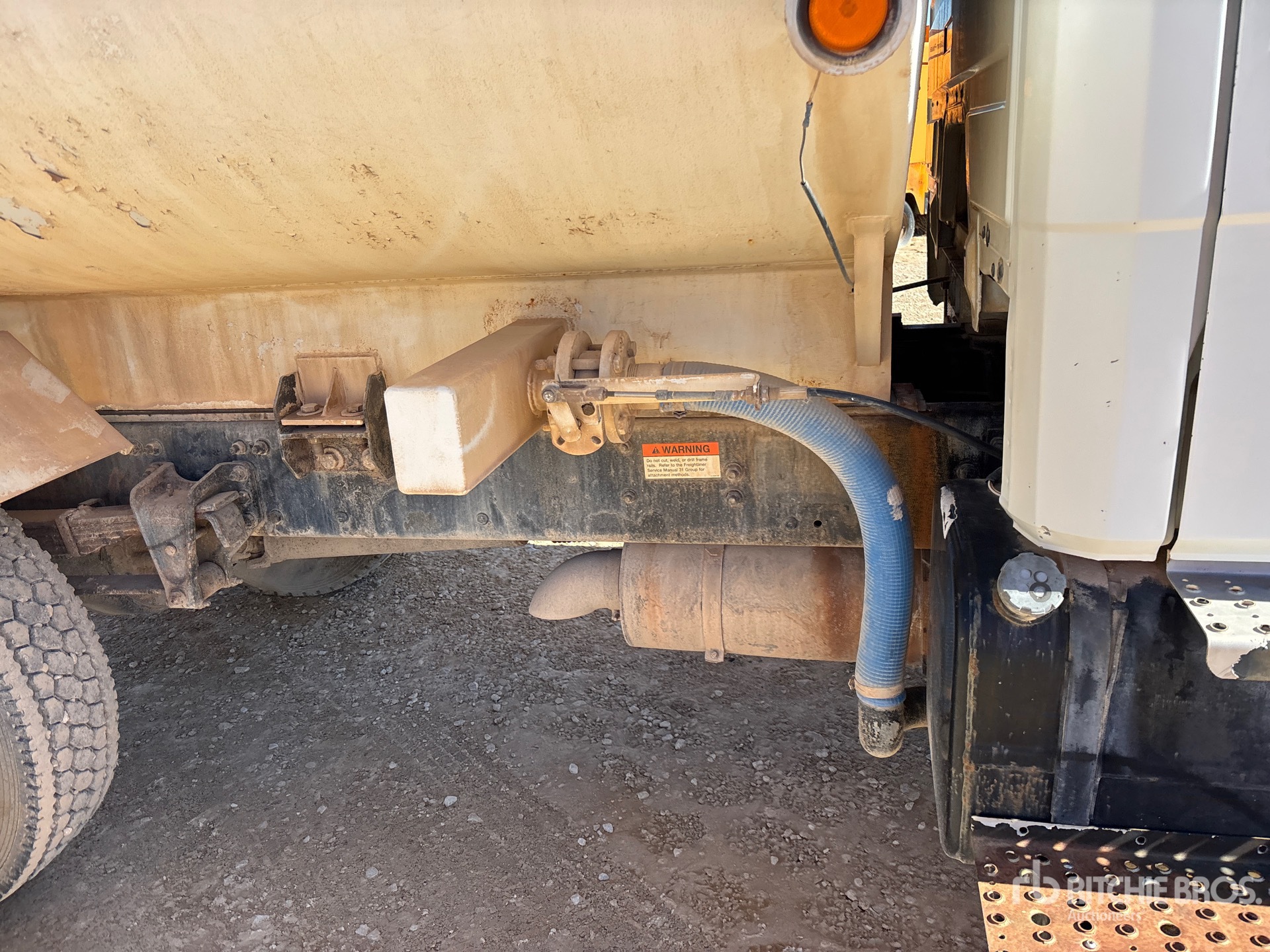 2003 Freightliner FL 70