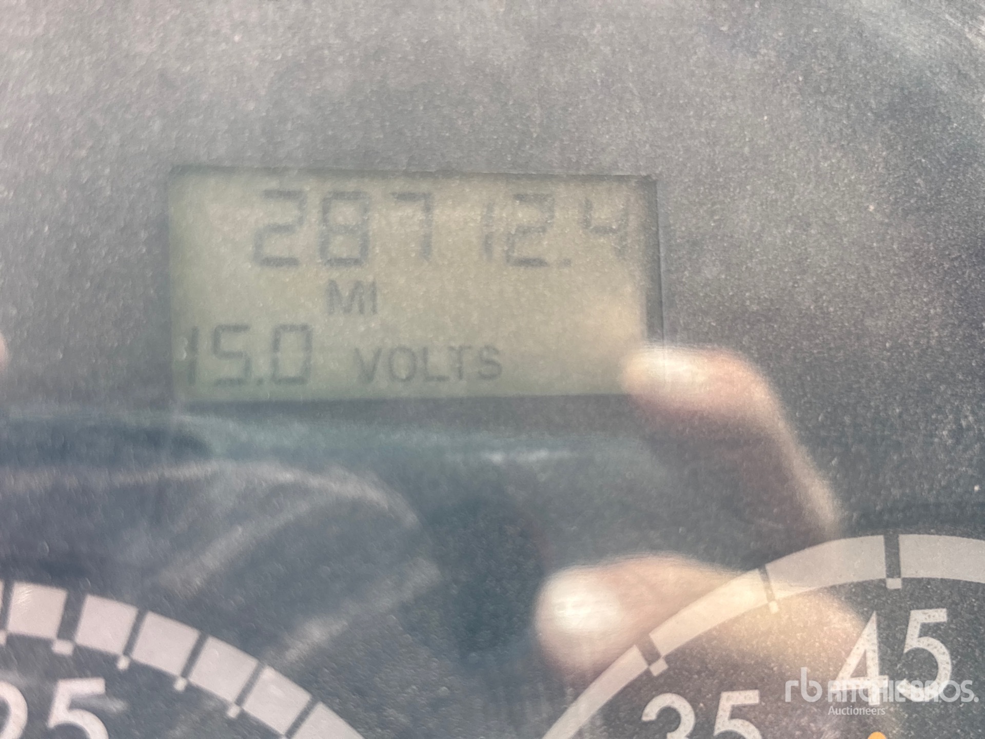 2003 Freightliner FL 70