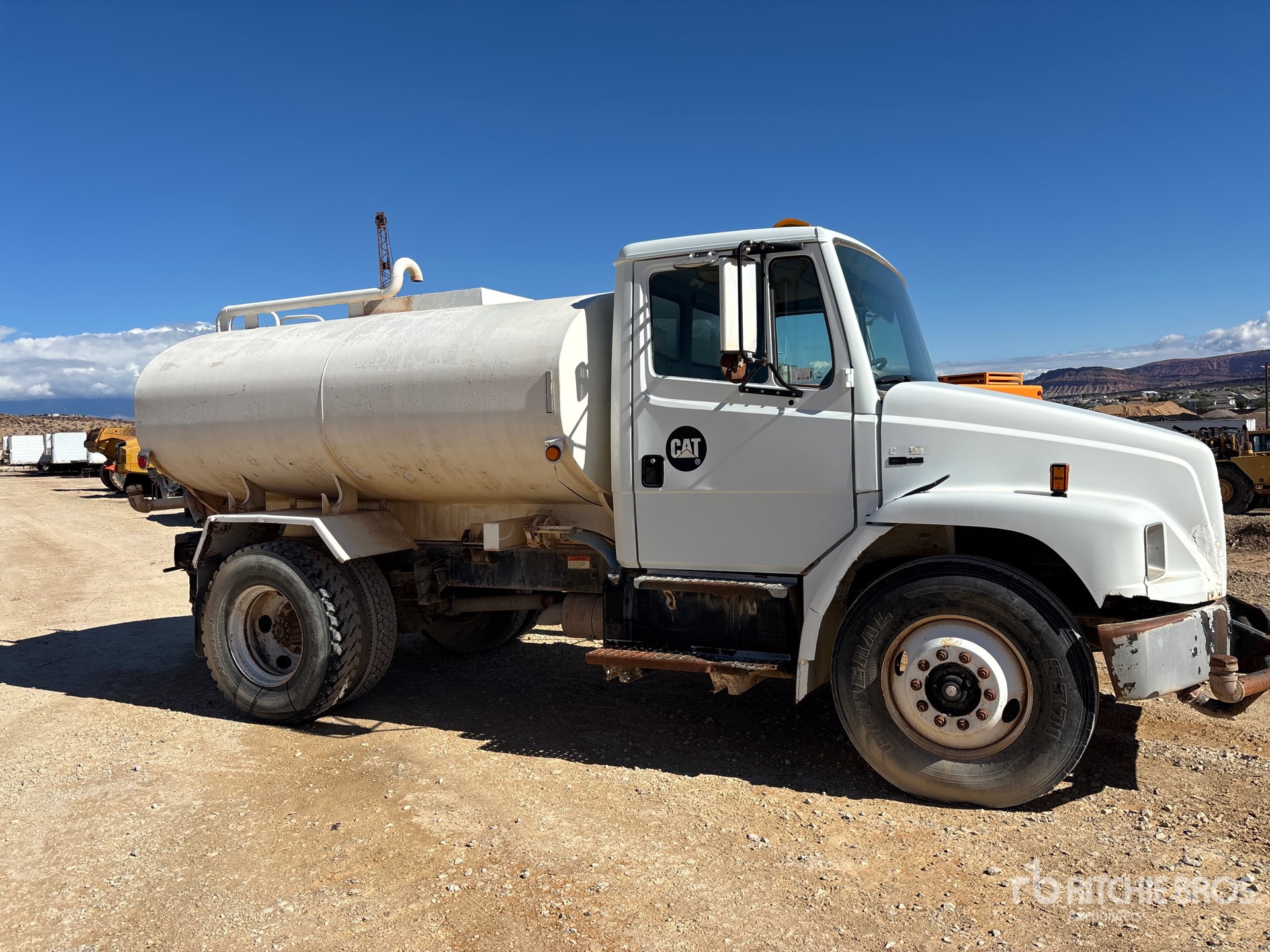 2003 Freightliner FL 70