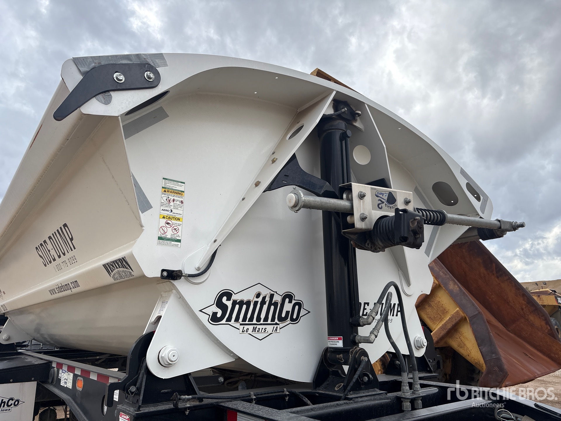 2022 Smithco SX1FP-22-17