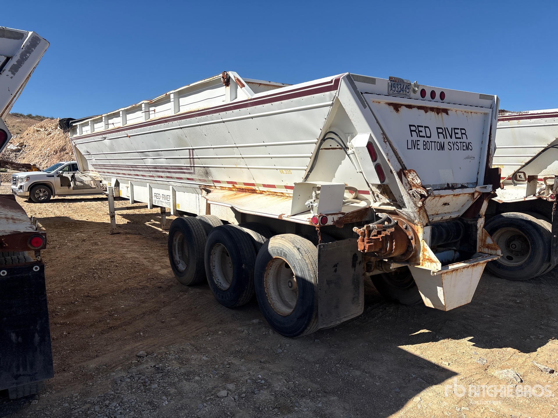 1997 Red River LB339