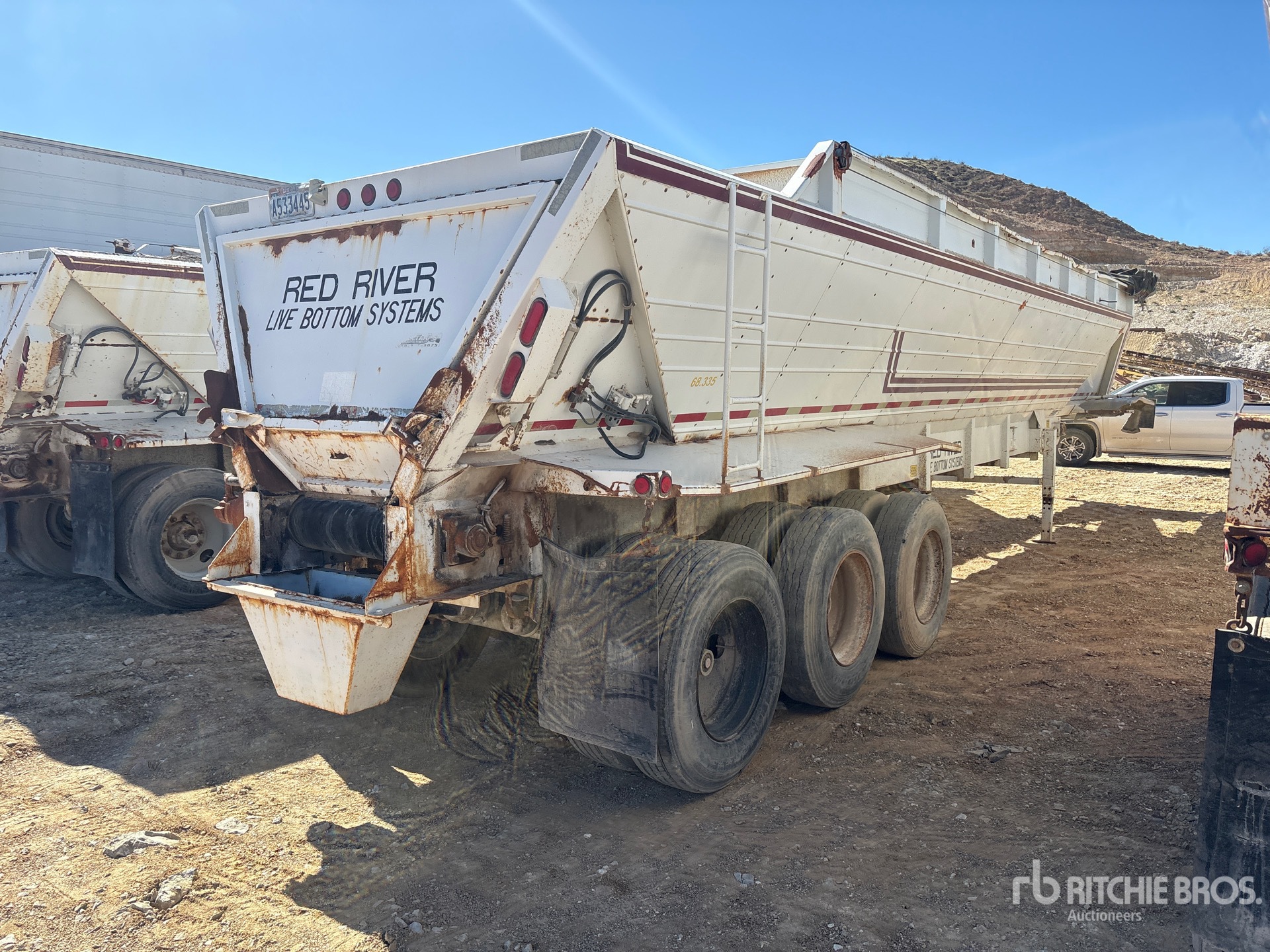 1997 Red River LB339