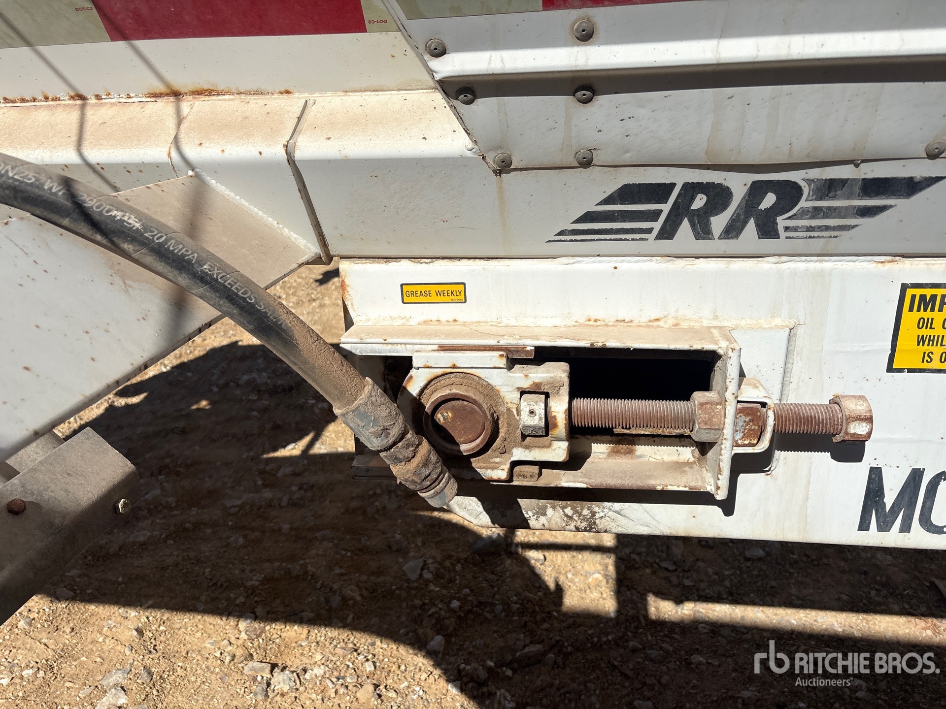 1997 Red River LB339