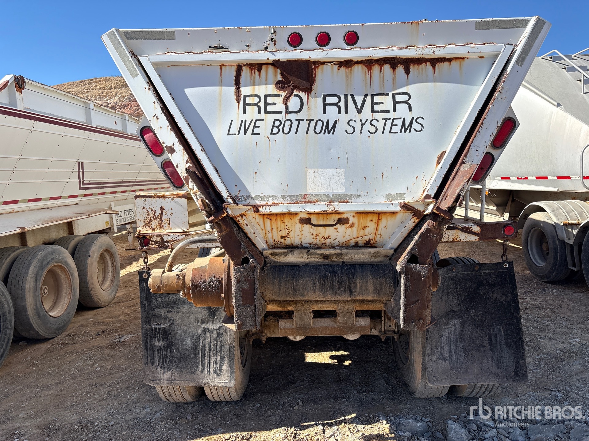 1996 Red River 44 ft Tri/A