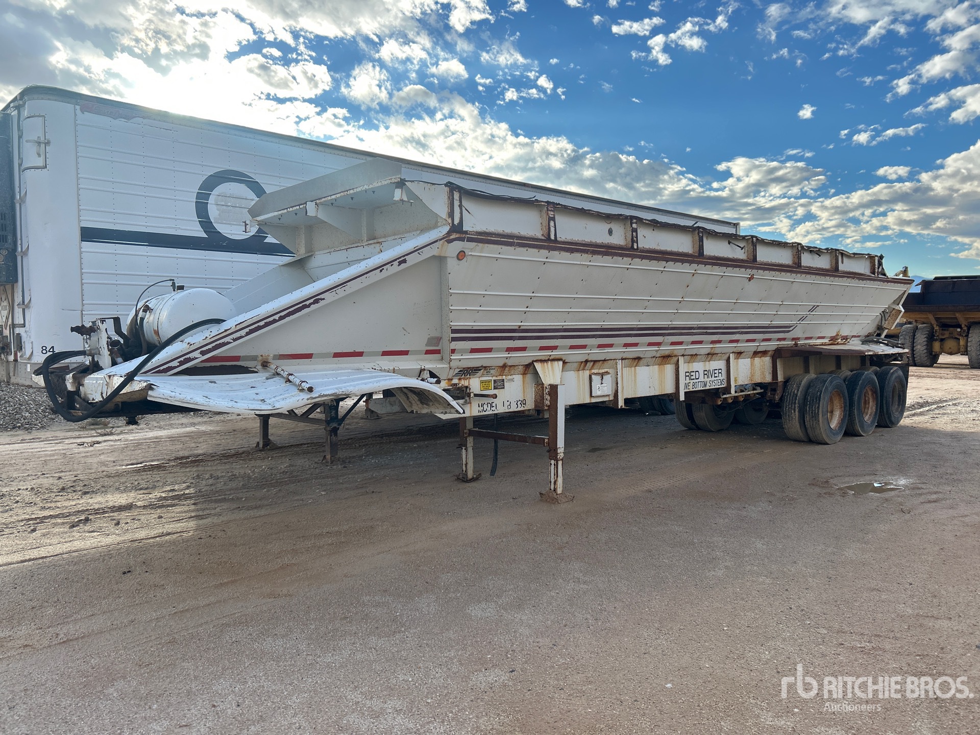 1996 Red River LB339
