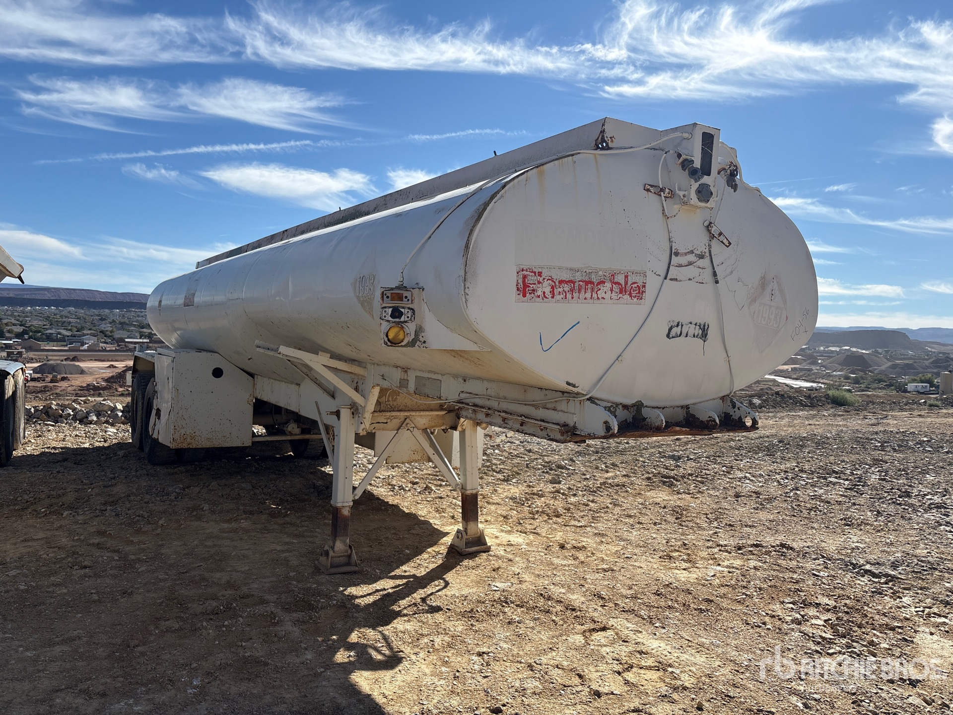 1966 Heil 5000 gal T/A