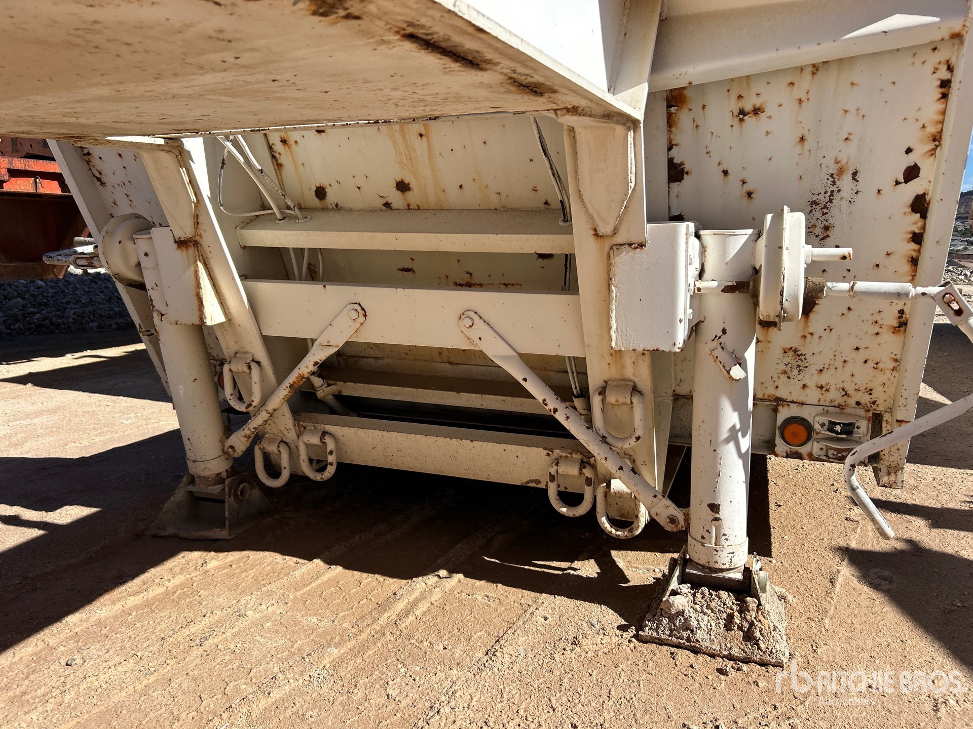 Case 500FDF4656FF-29
