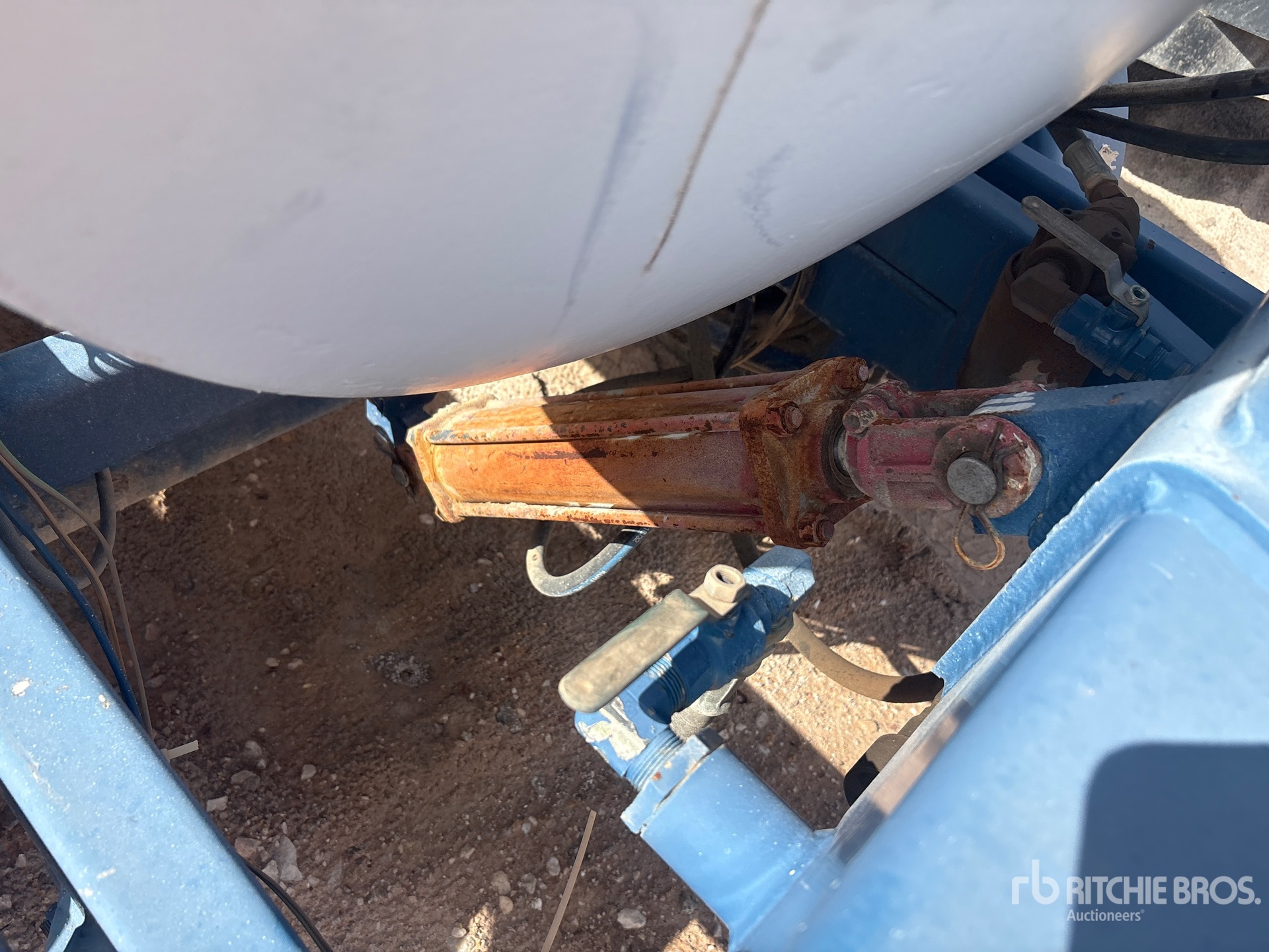 2001 Cart-Away CMT-100