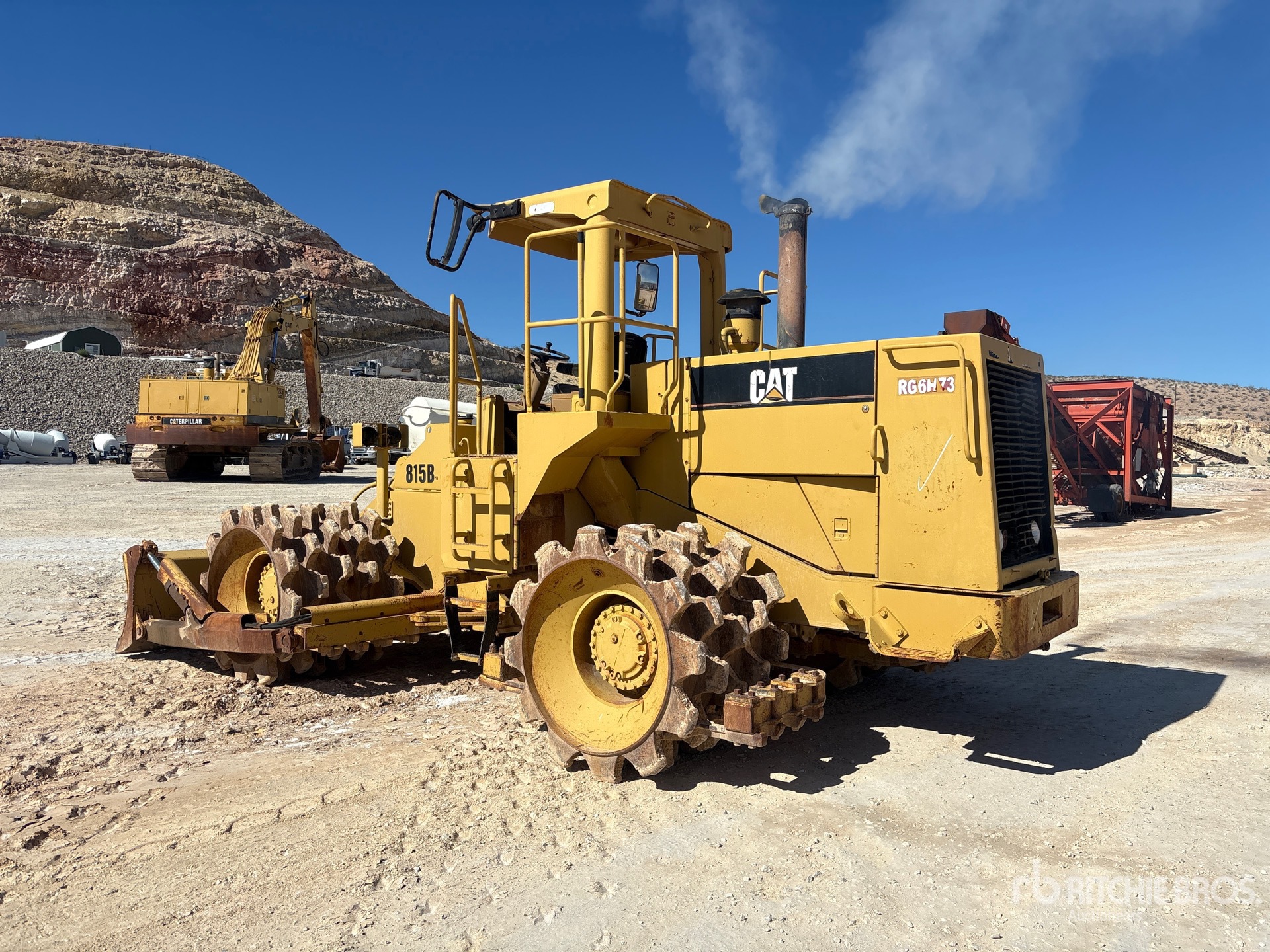 1983 Caterpillar 815B