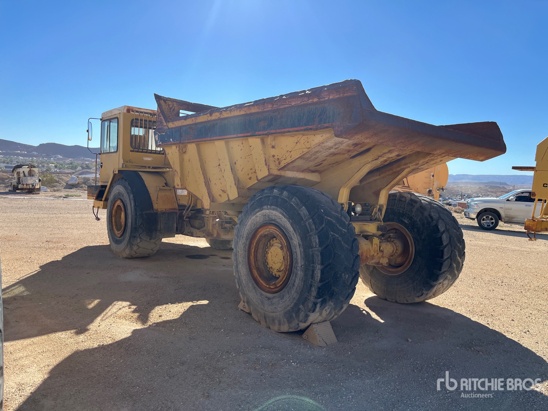 1988 Caterpillar D25C