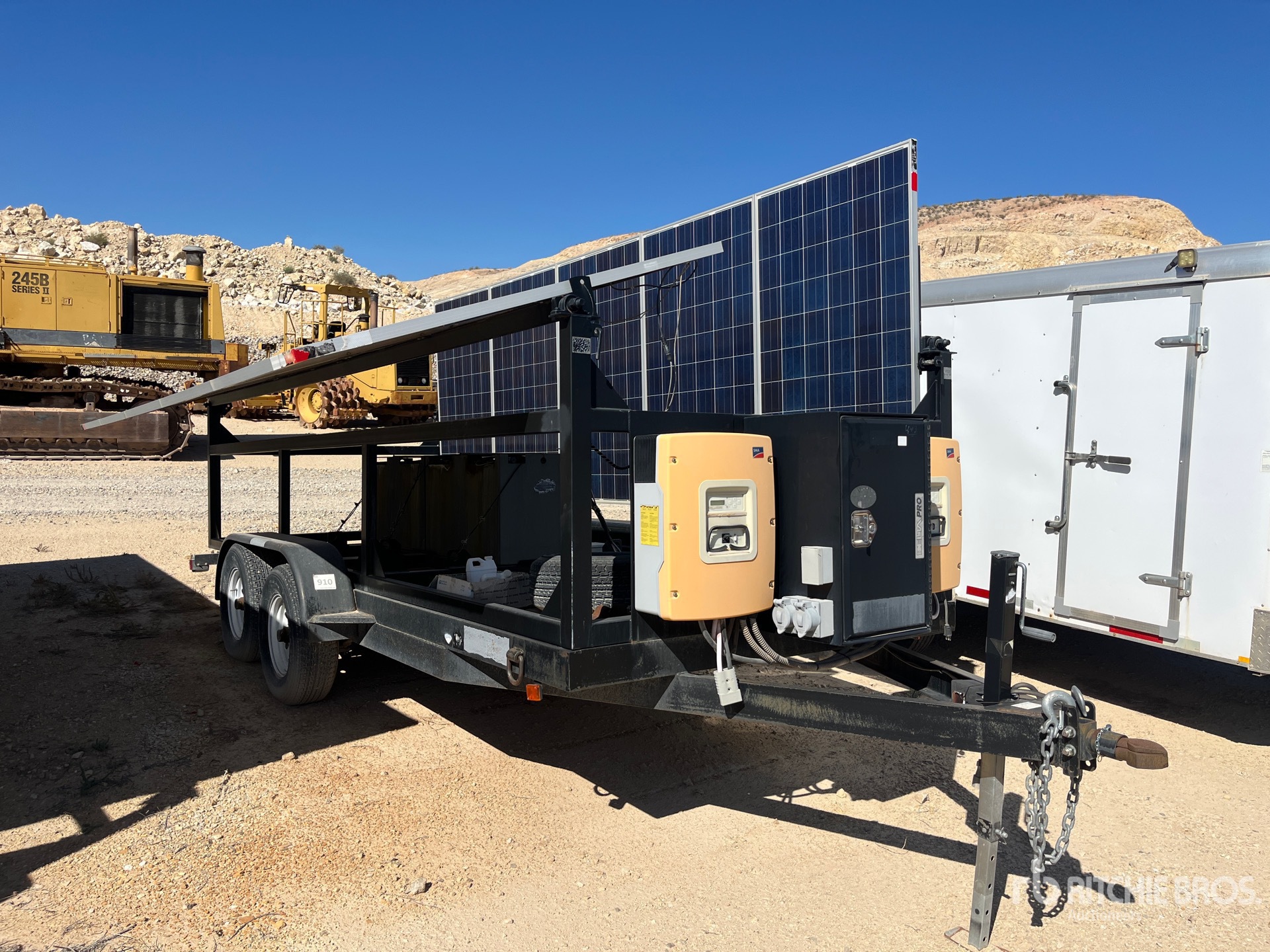2012 Larson T/A DRAWBAR SOLAR TRAILER