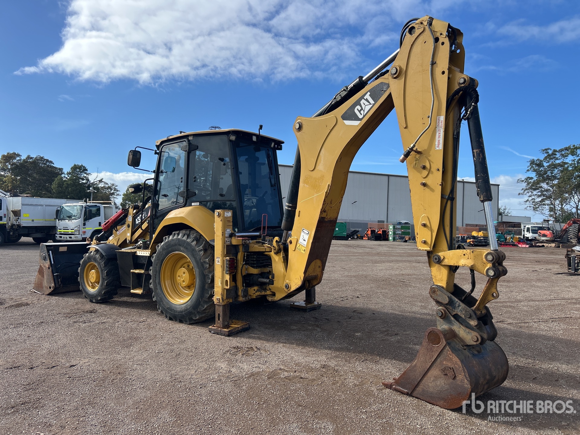 2016 Caterpillar 423F