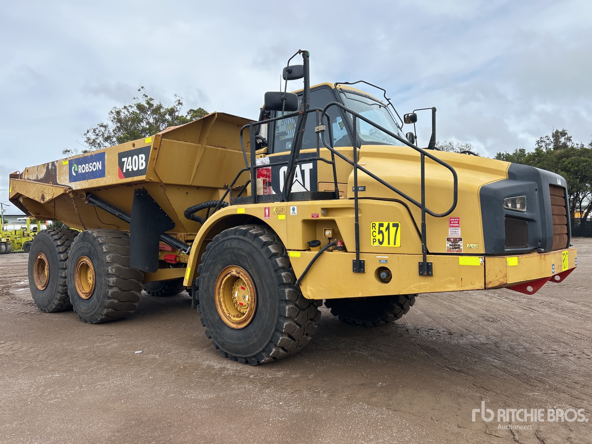 2011 Caterpillar 740B