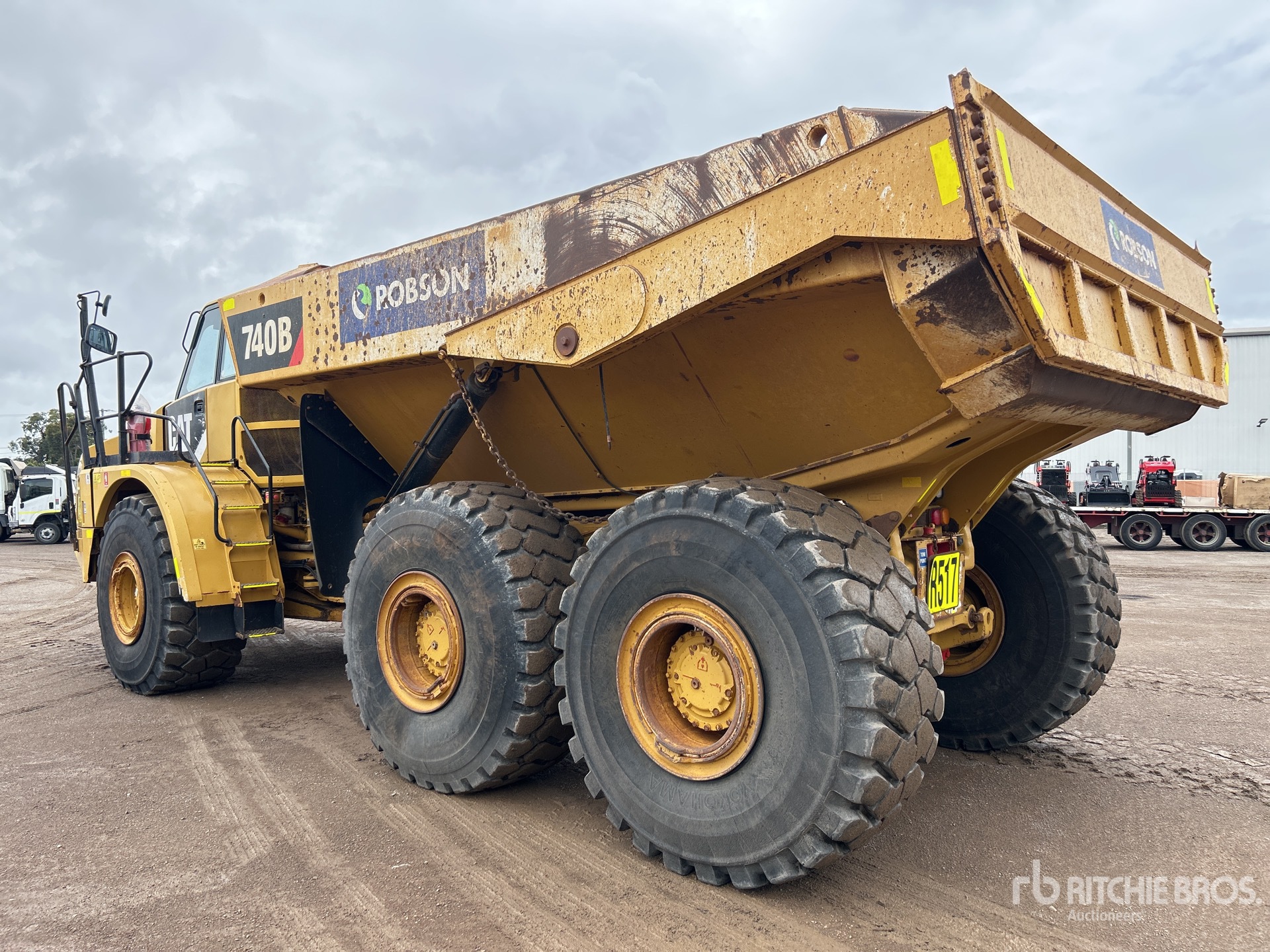 2011 Caterpillar 740B