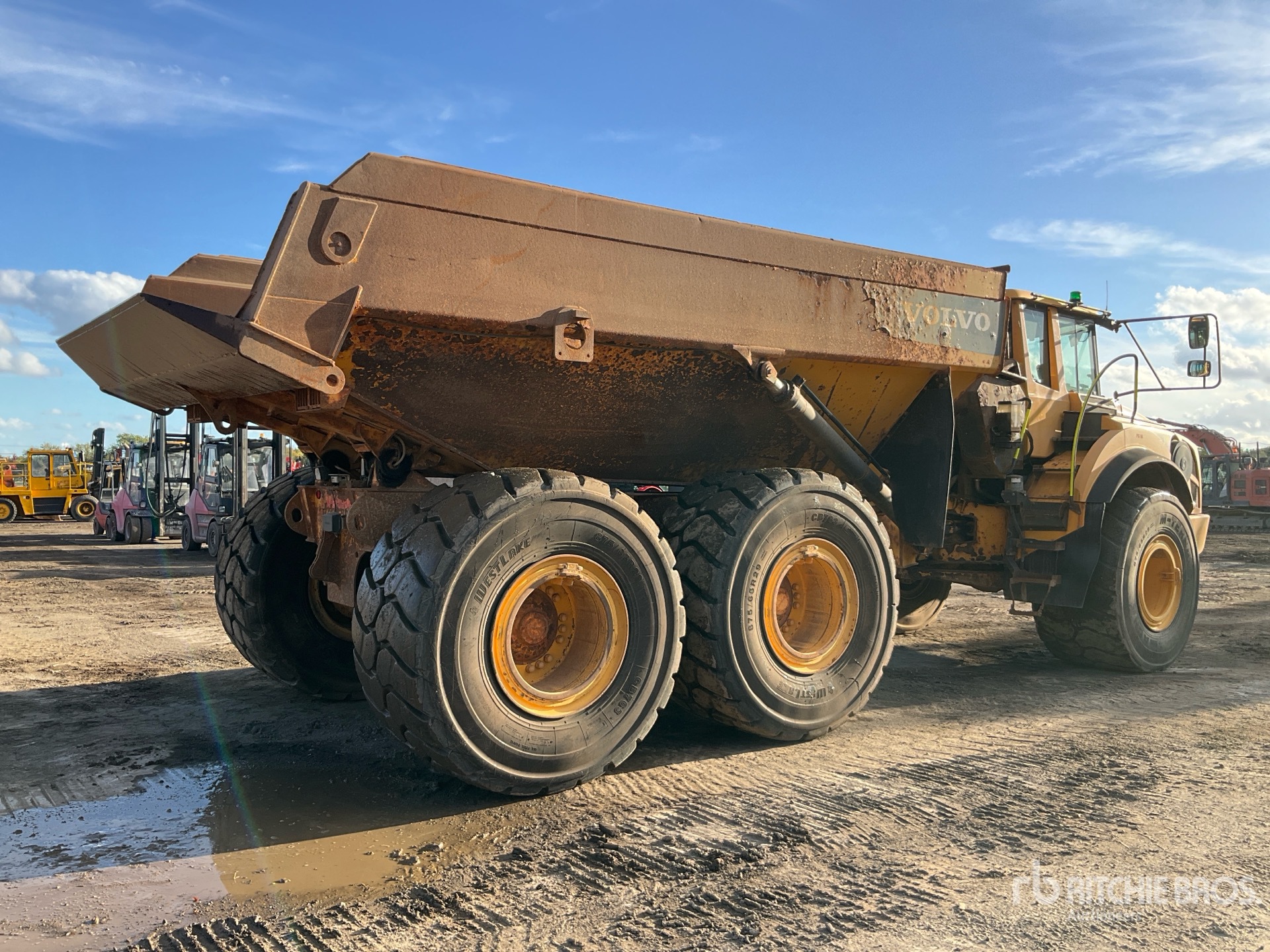 2011 Volvo A40F