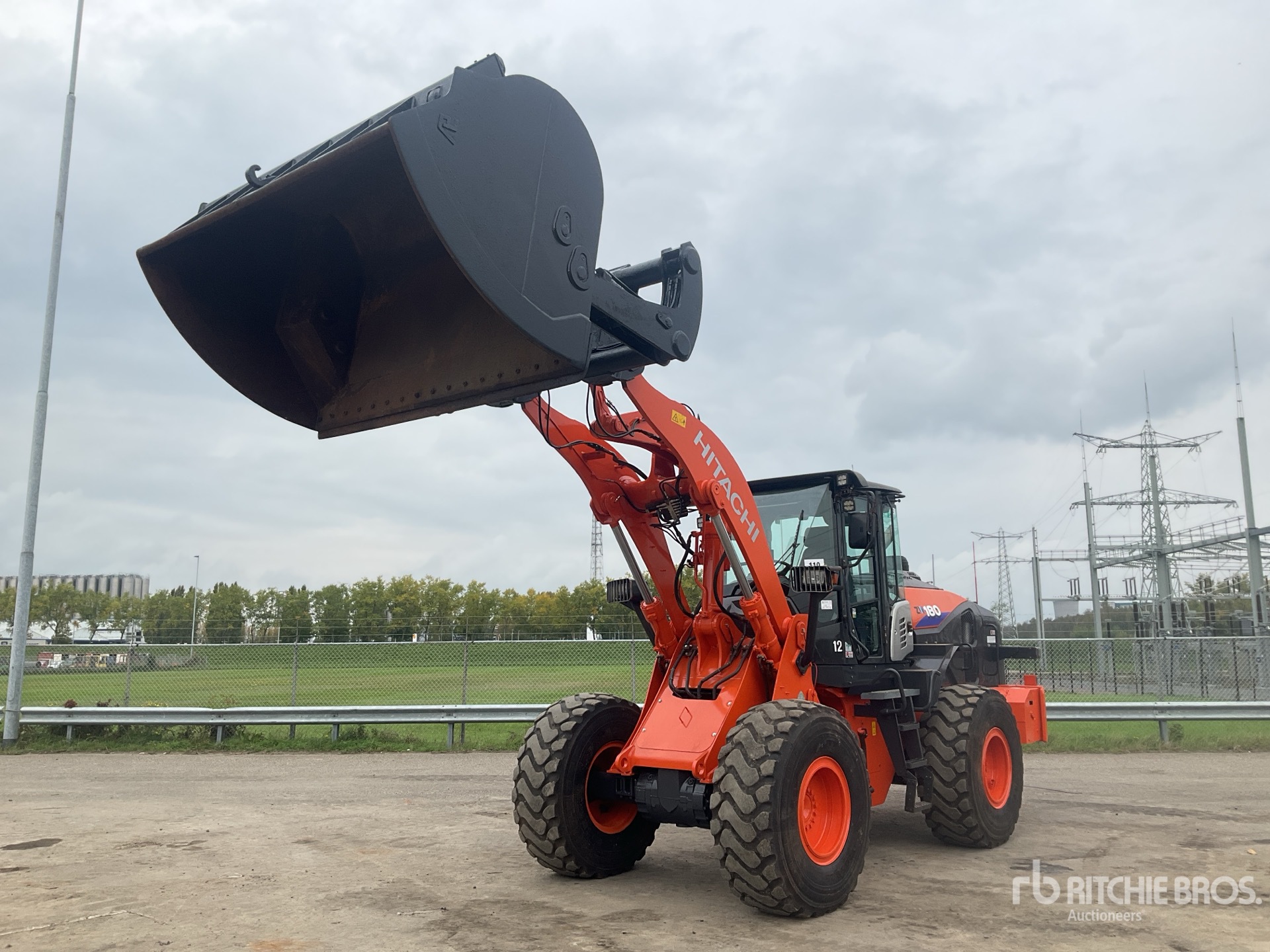 2019 Hitachi ZW180-6