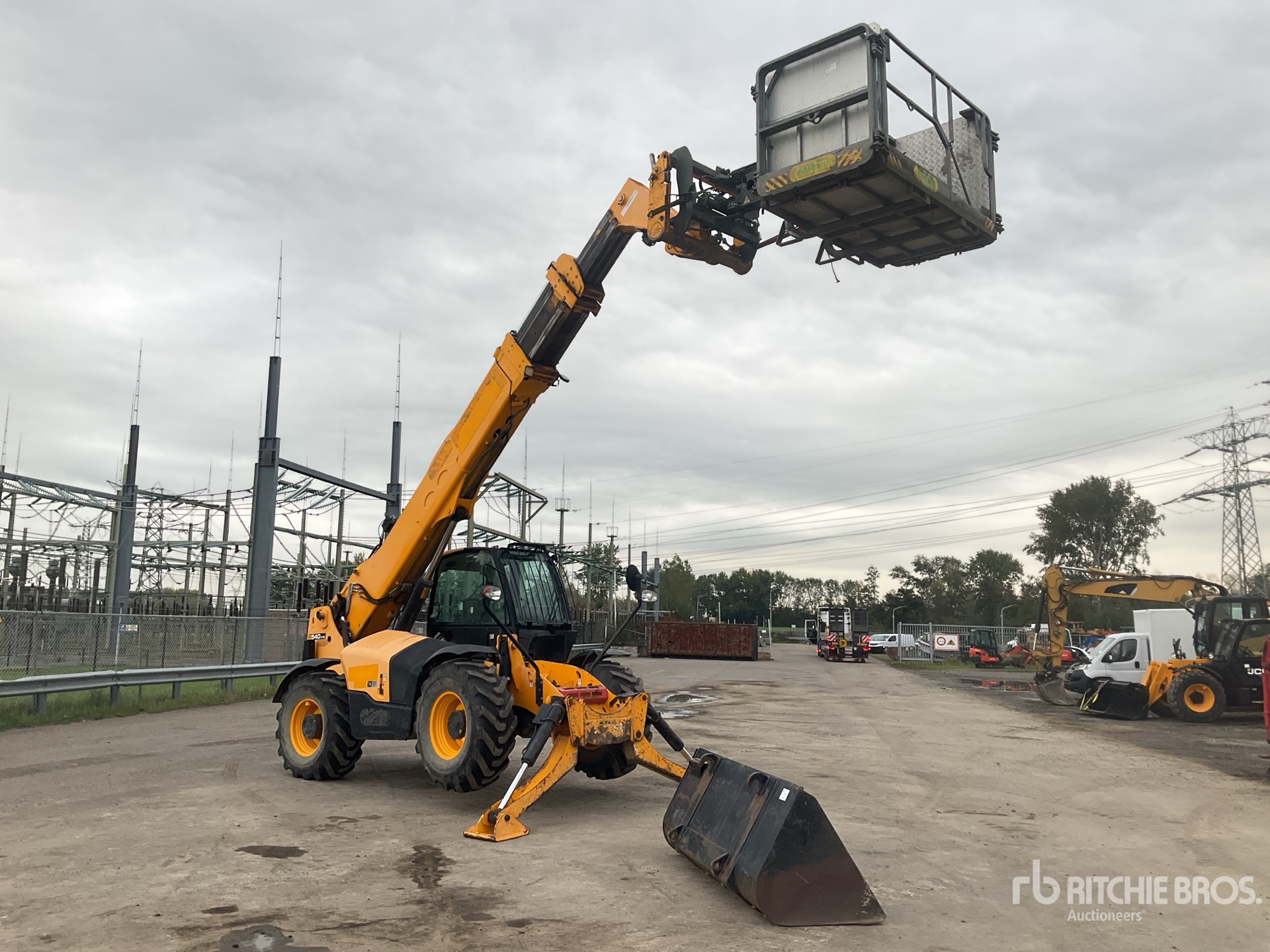 2017 JCB 540P170