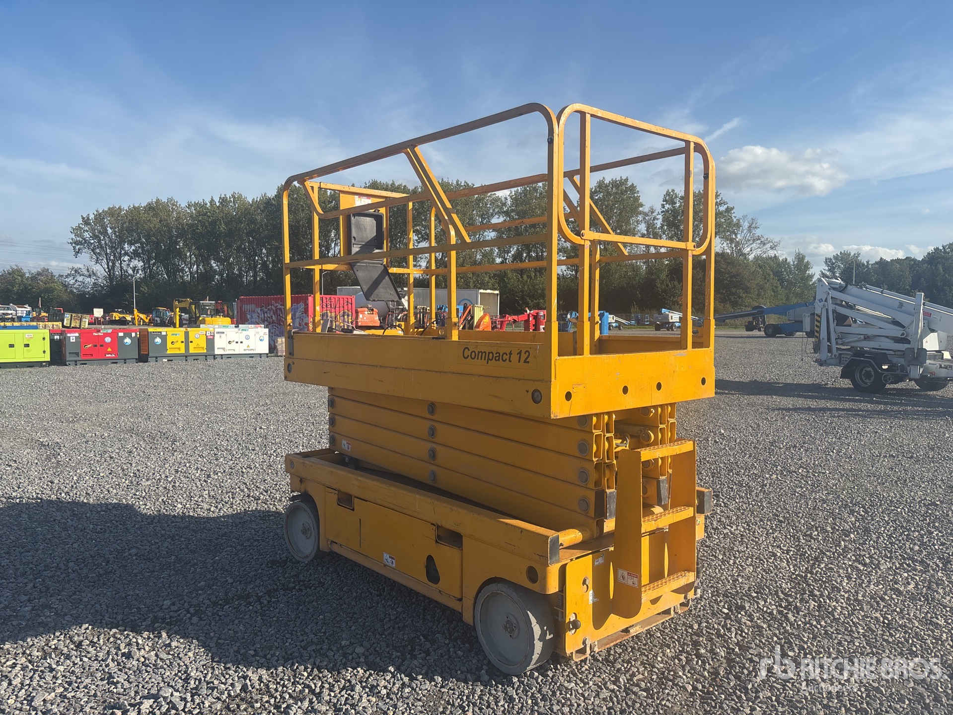 2017 Haulotte COMPACT 12