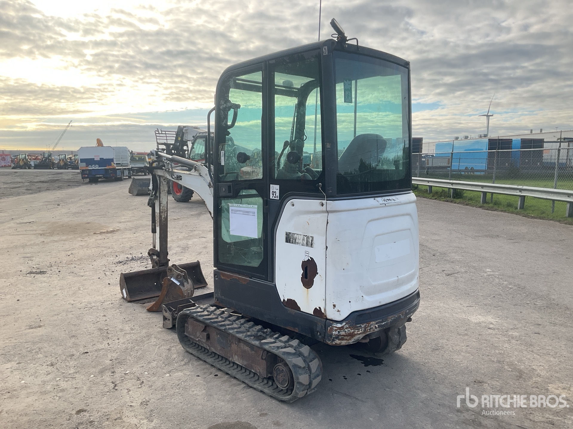 2019 Bobcat E19