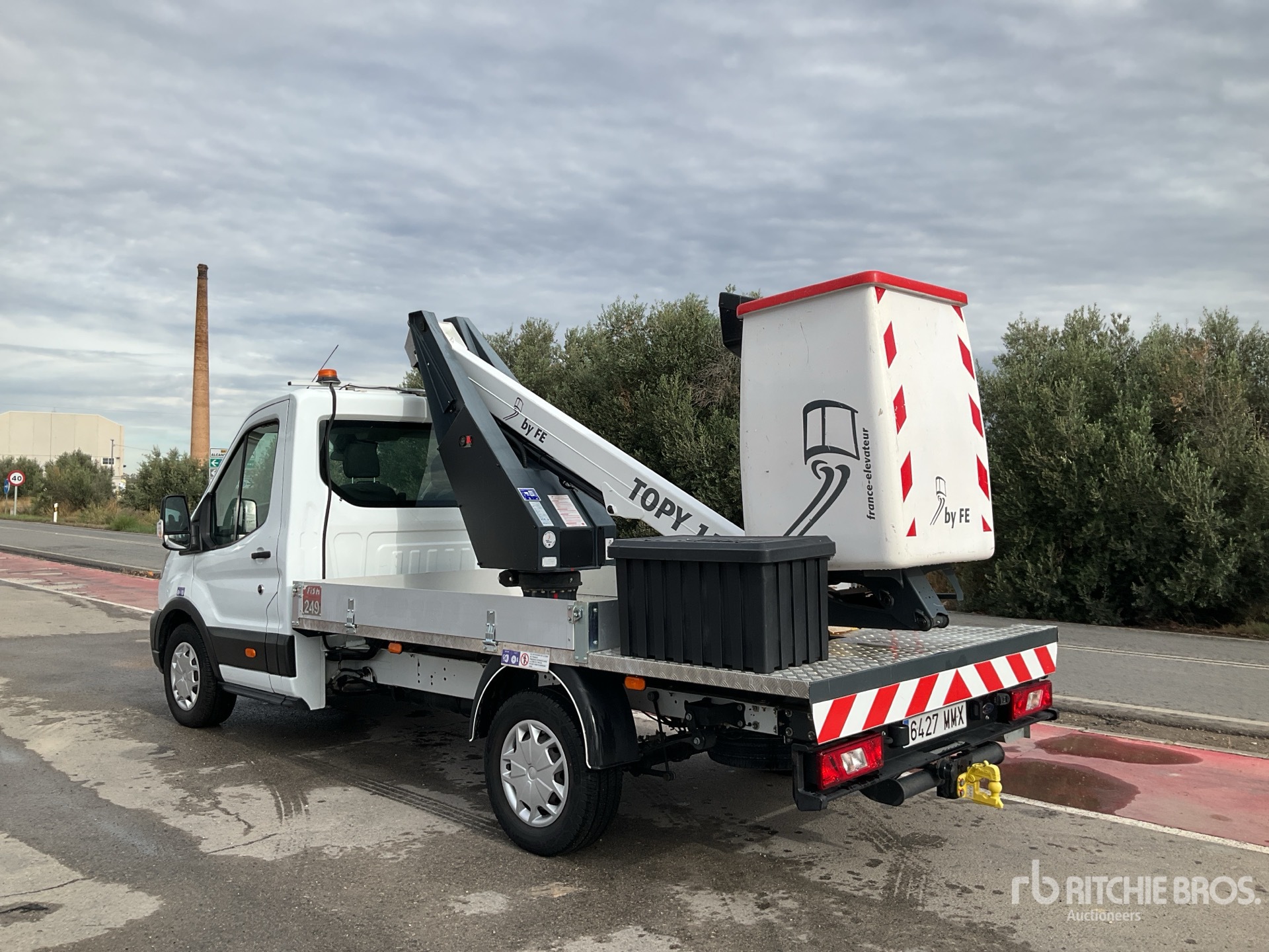 2023 Ford TRANSIT