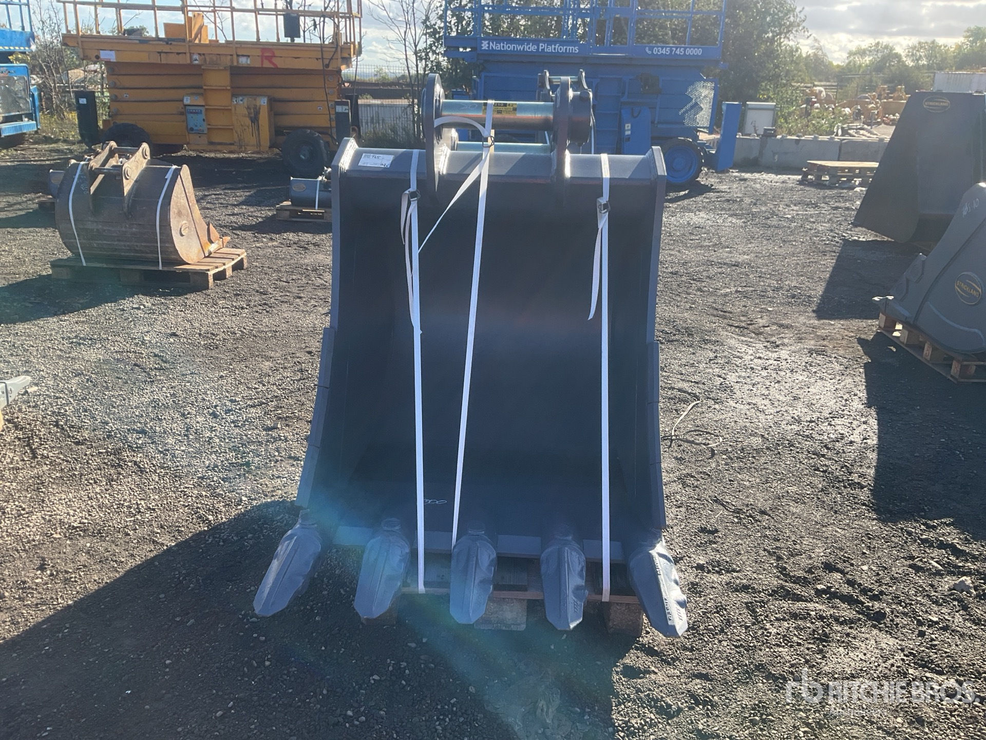 Strickland 1000 MM LOADING - FITS KOMATSU  ...