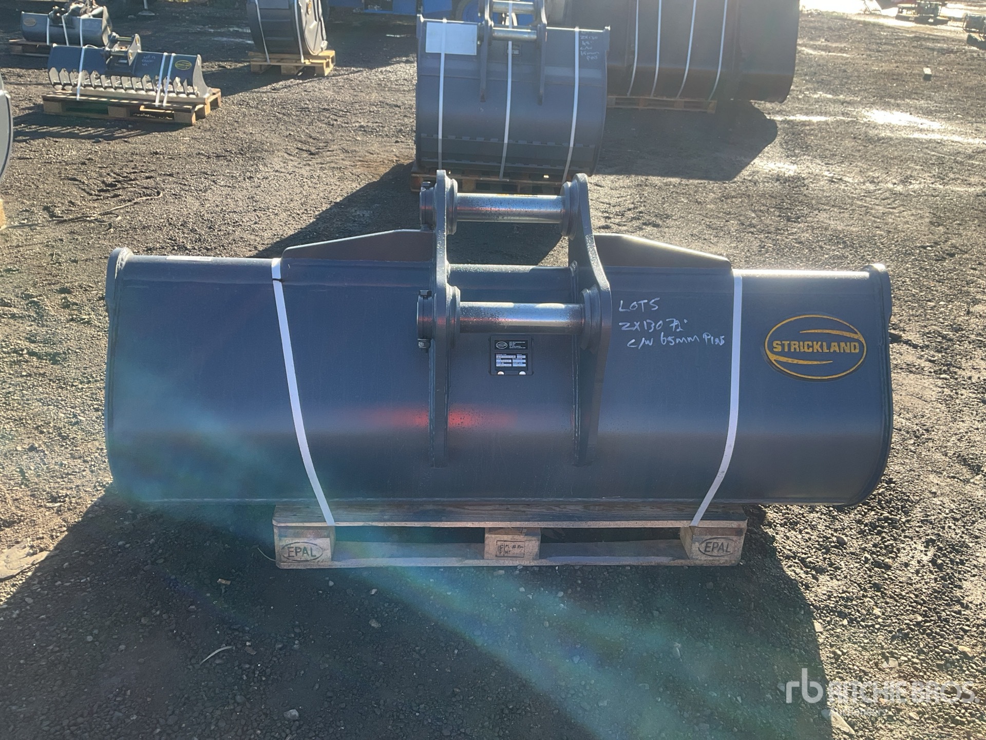 Strickland 1800 MM DITCHING - FITS HITACHI ...