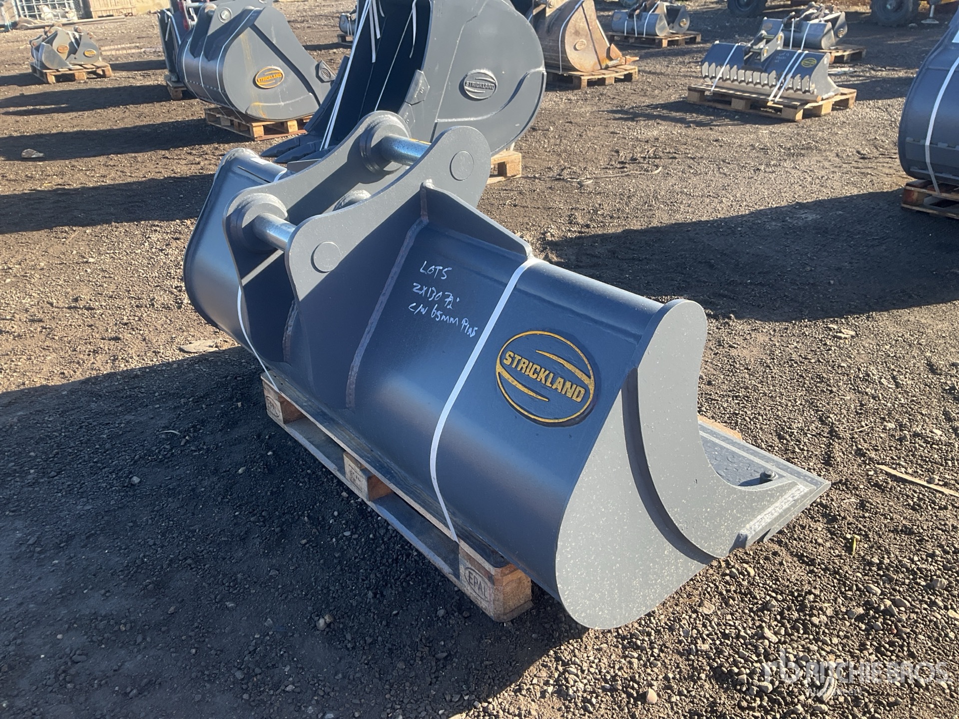 Strickland 1800 MM DITCHING - FITS HITACHI ...