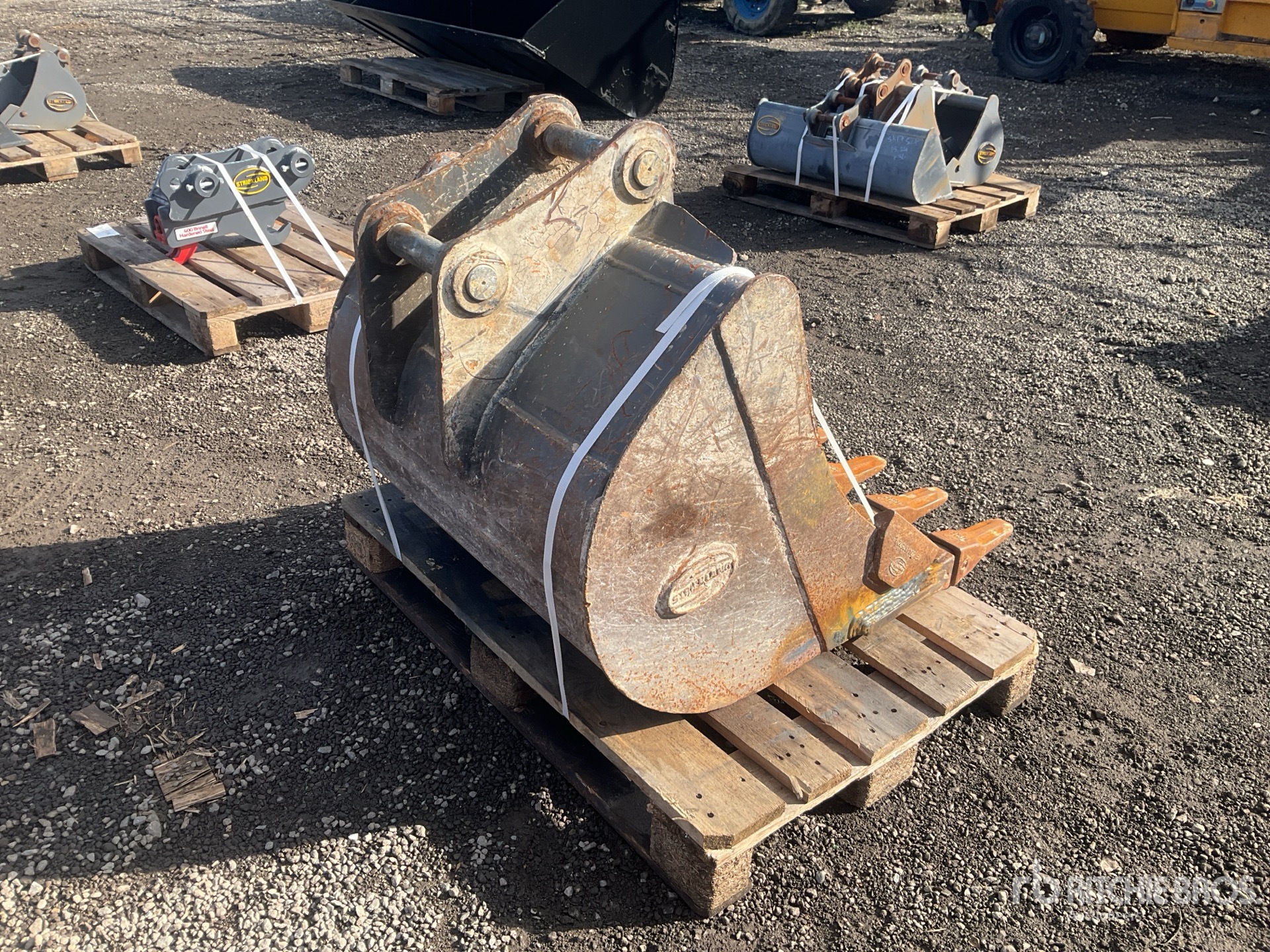 Strickland 900 MM LOADING - FITS HITACHI ZX85