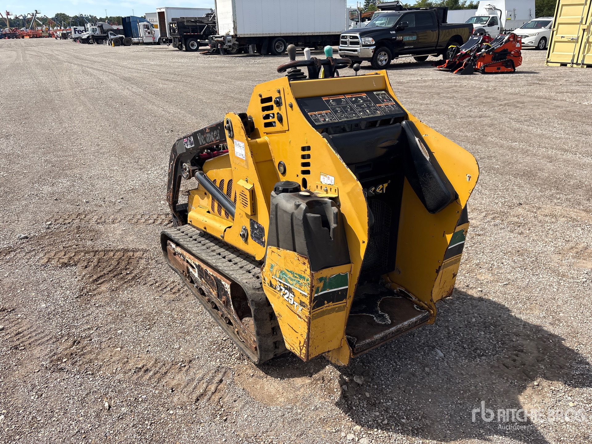 2017 Vermeer S725TX