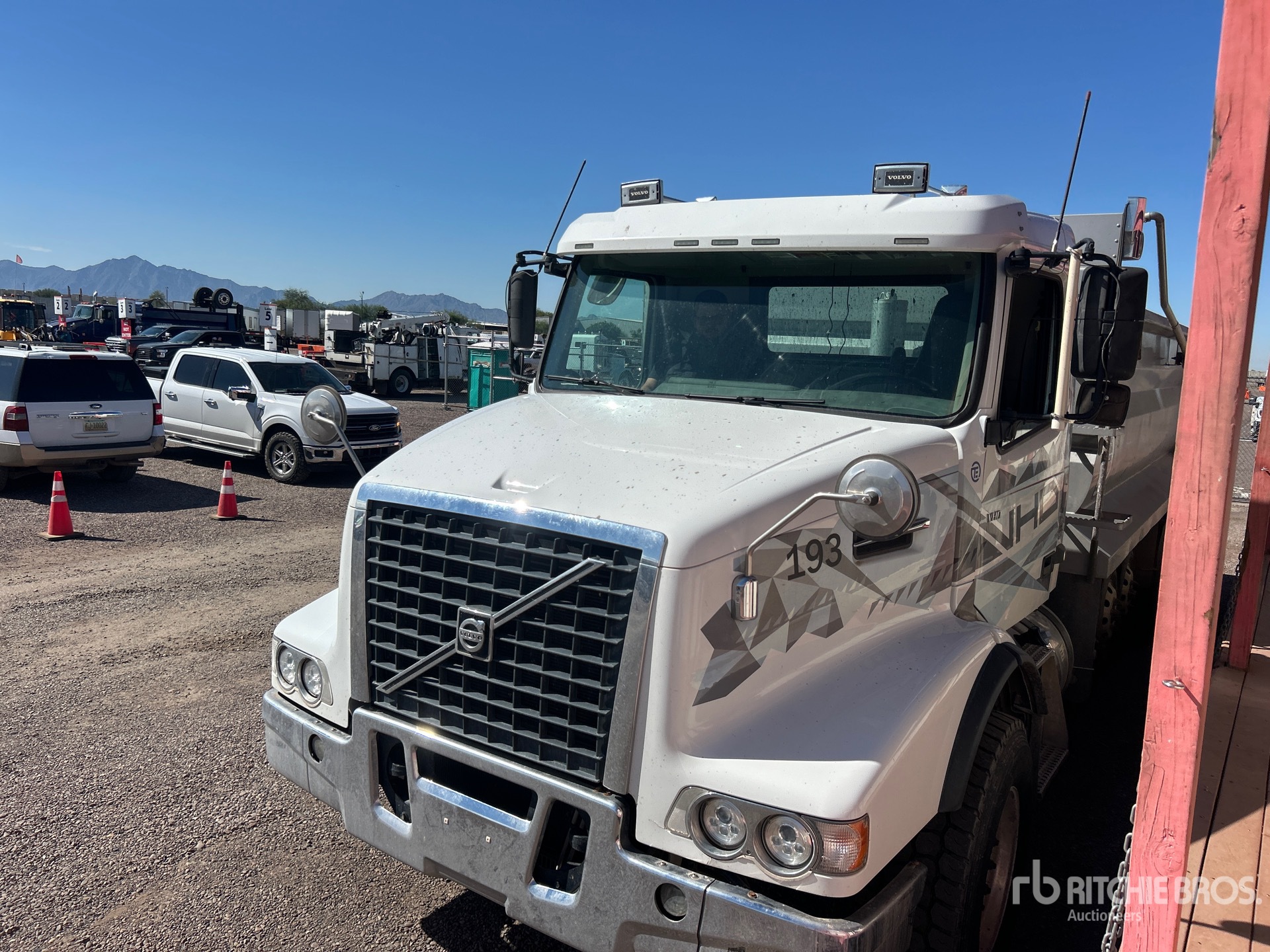 Photo of 2019 Volvo VHD
