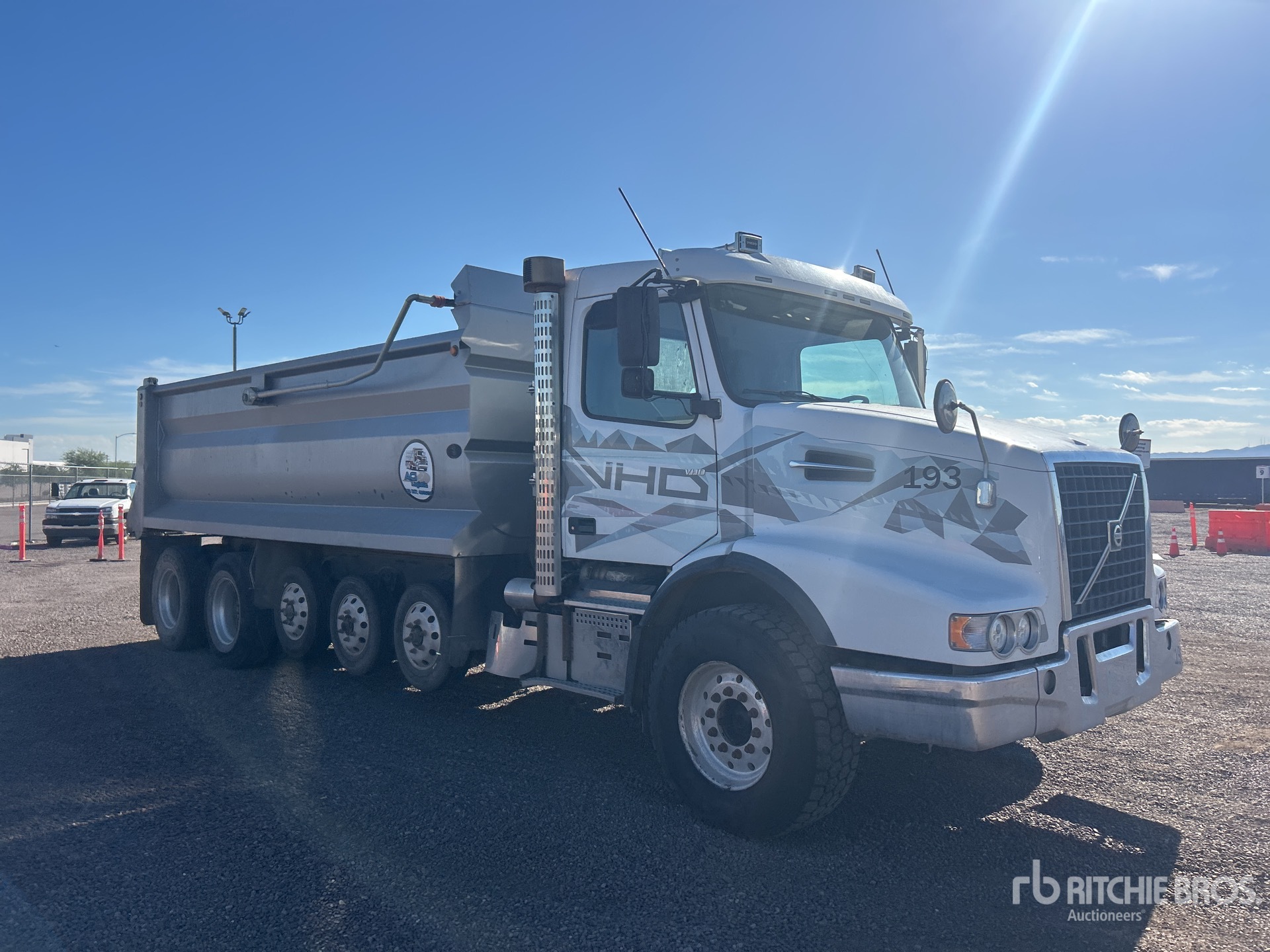 2019 Volvo VHD