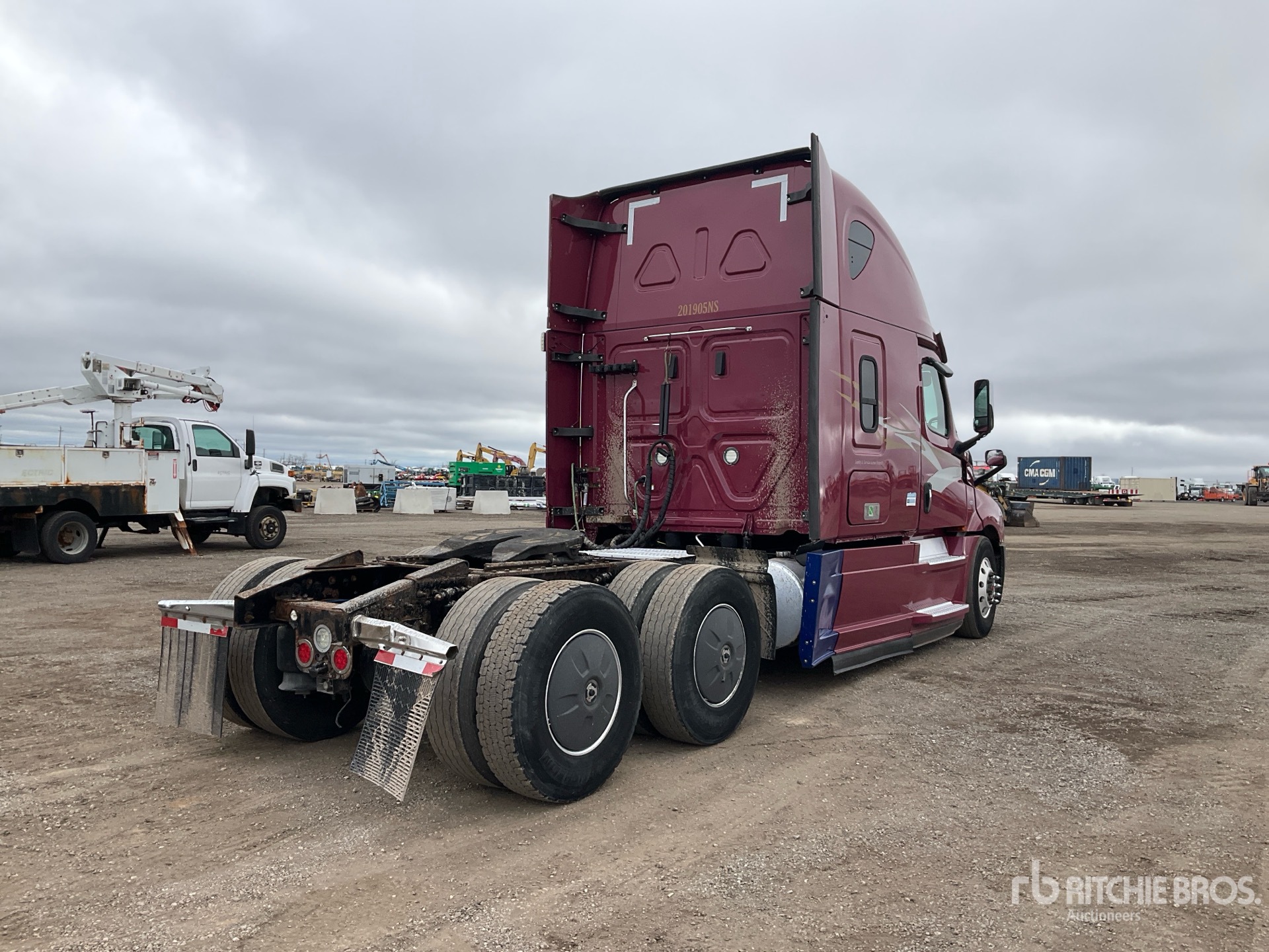2019 Freightliner CASCADIA 126