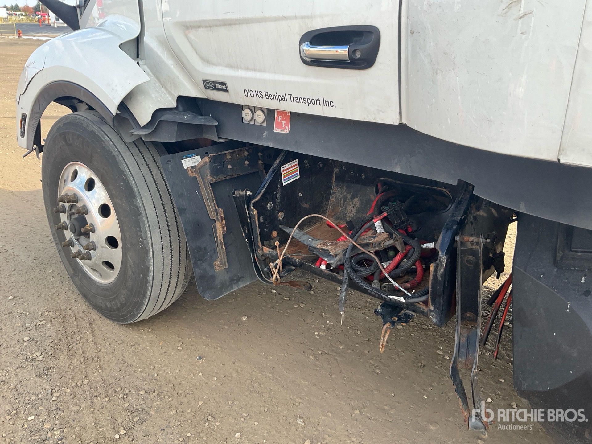 2023 Peterbilt 579