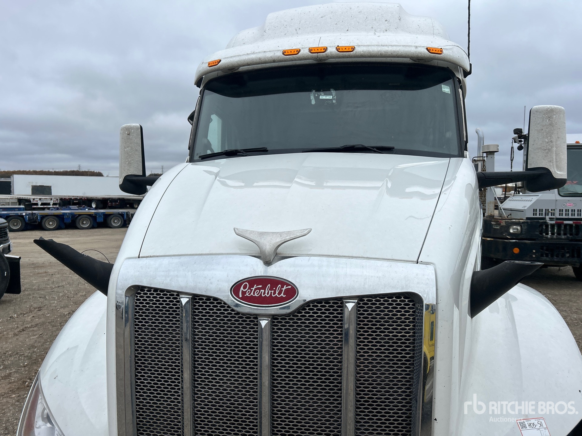 2023 Peterbilt 579