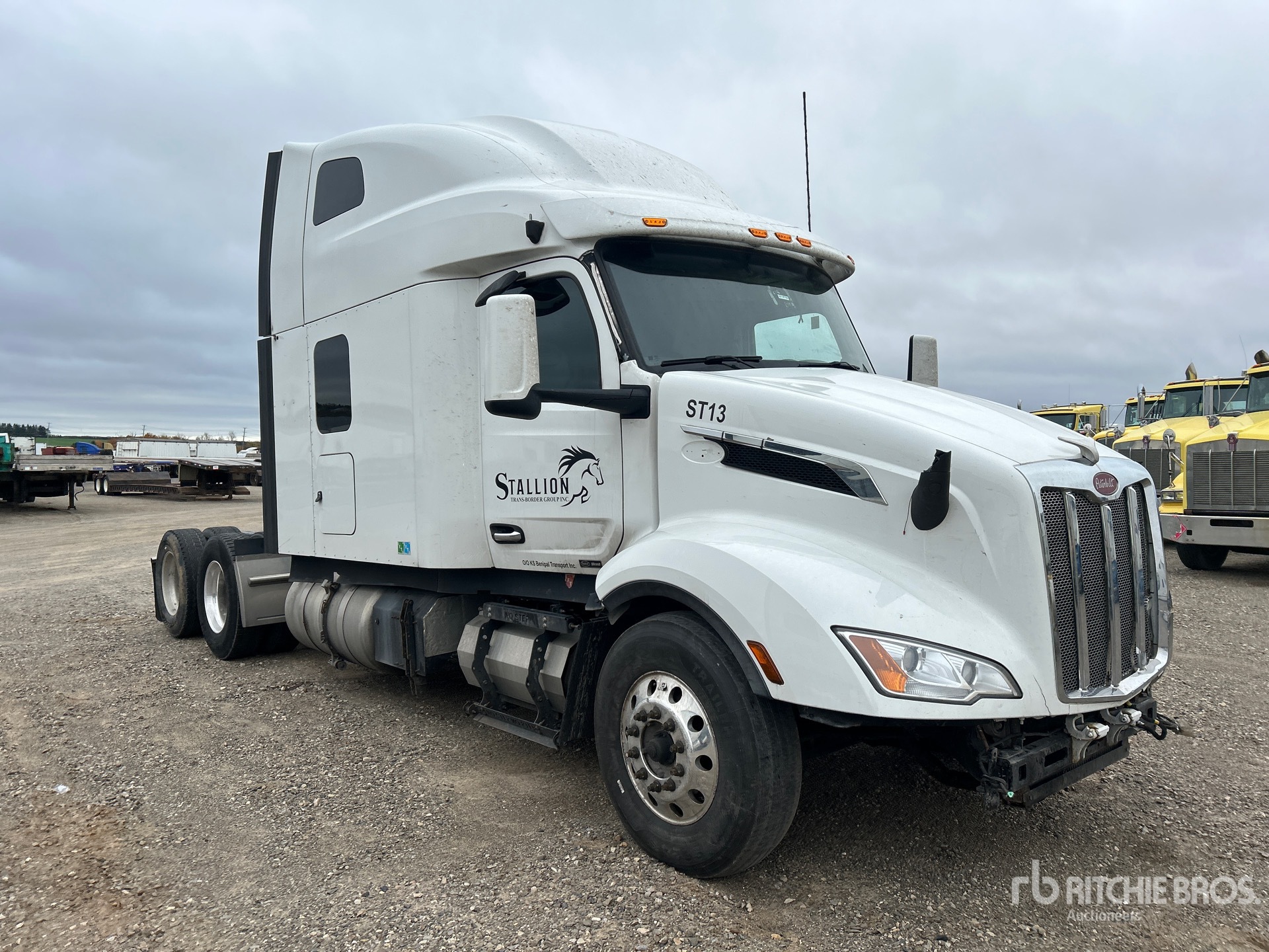 2023 Peterbilt 579