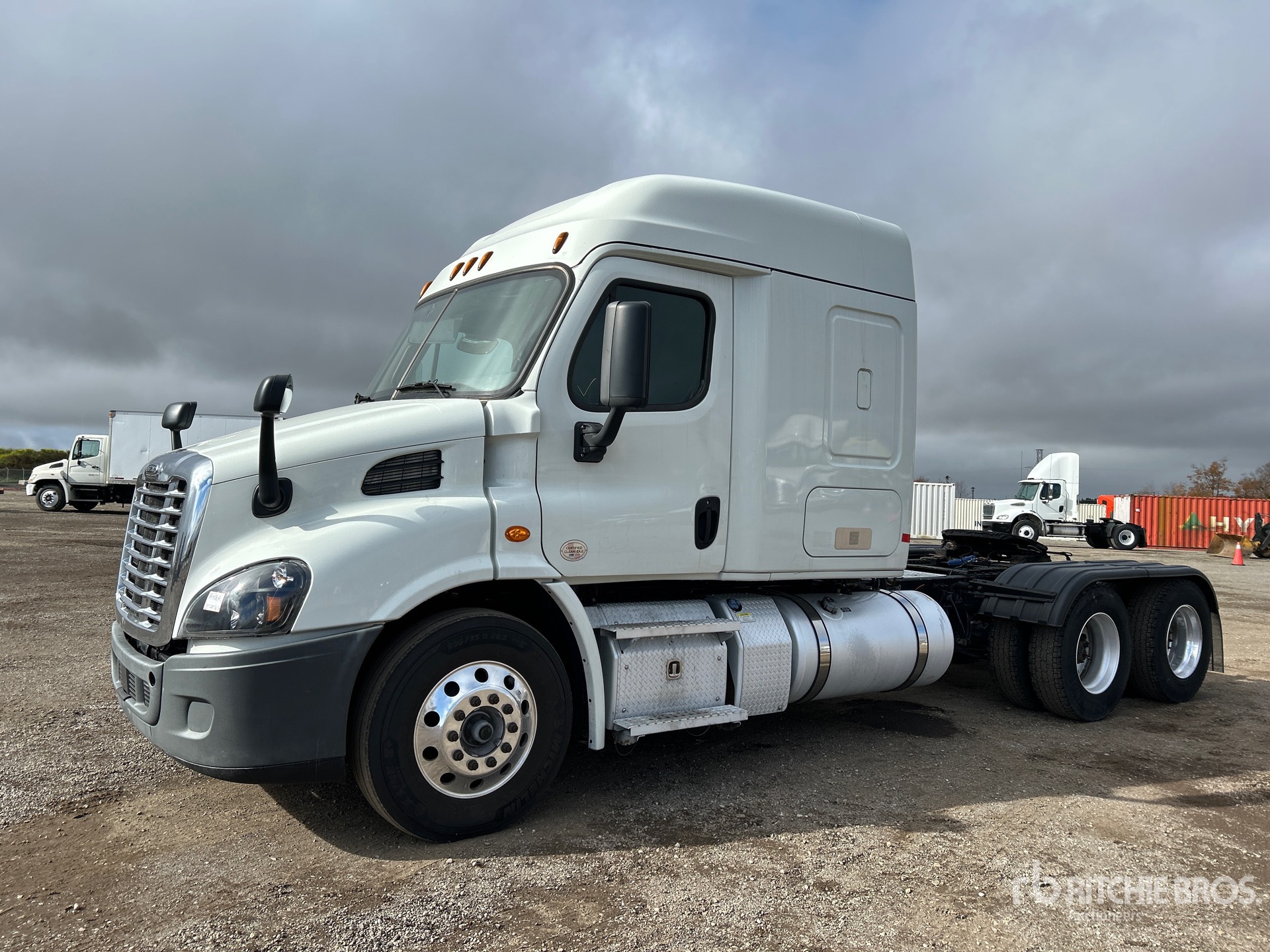 2020 Freightliner CASCADIA 113